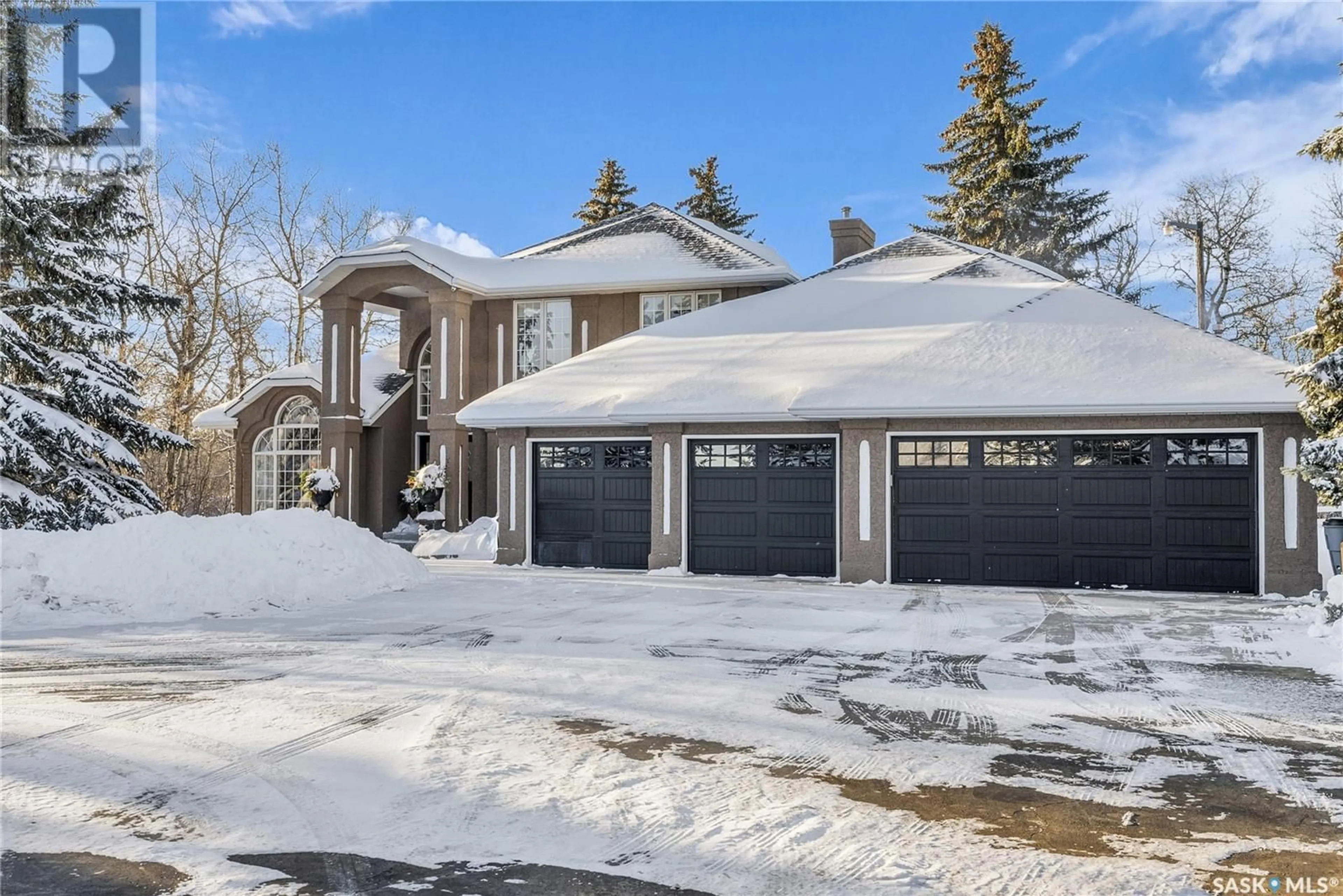 A pic from outside/outdoor area/front of a property/back of a property/a pic from drone, unknown for 800 BAKER ROAD, Casa Rio Saskatchewan S7T1B5