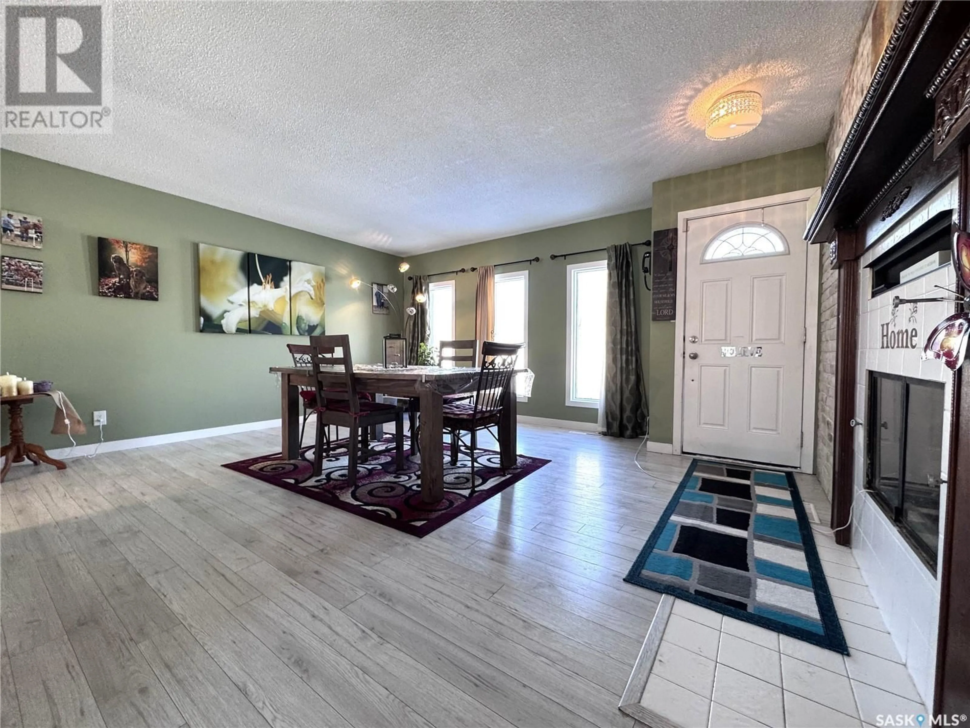 Dining room, unknown for 56 MAYO STREET, Lanigan Saskatchewan S0K2M0