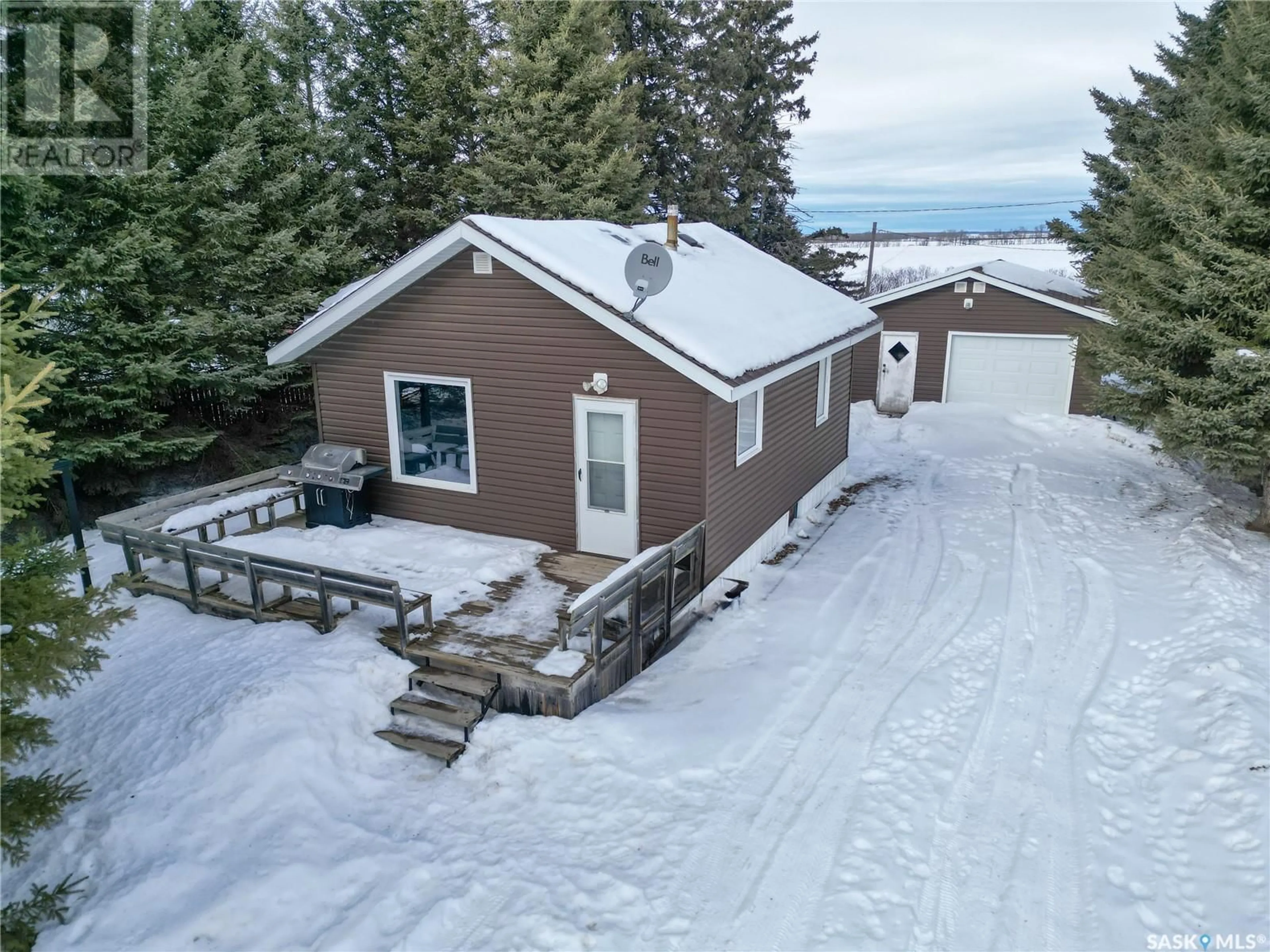 A pic from outside/outdoor area/front of a property/back of a property/a pic from drone, mountain view for 174 Unity STREET, Albertville Saskatchewan S0J0A0