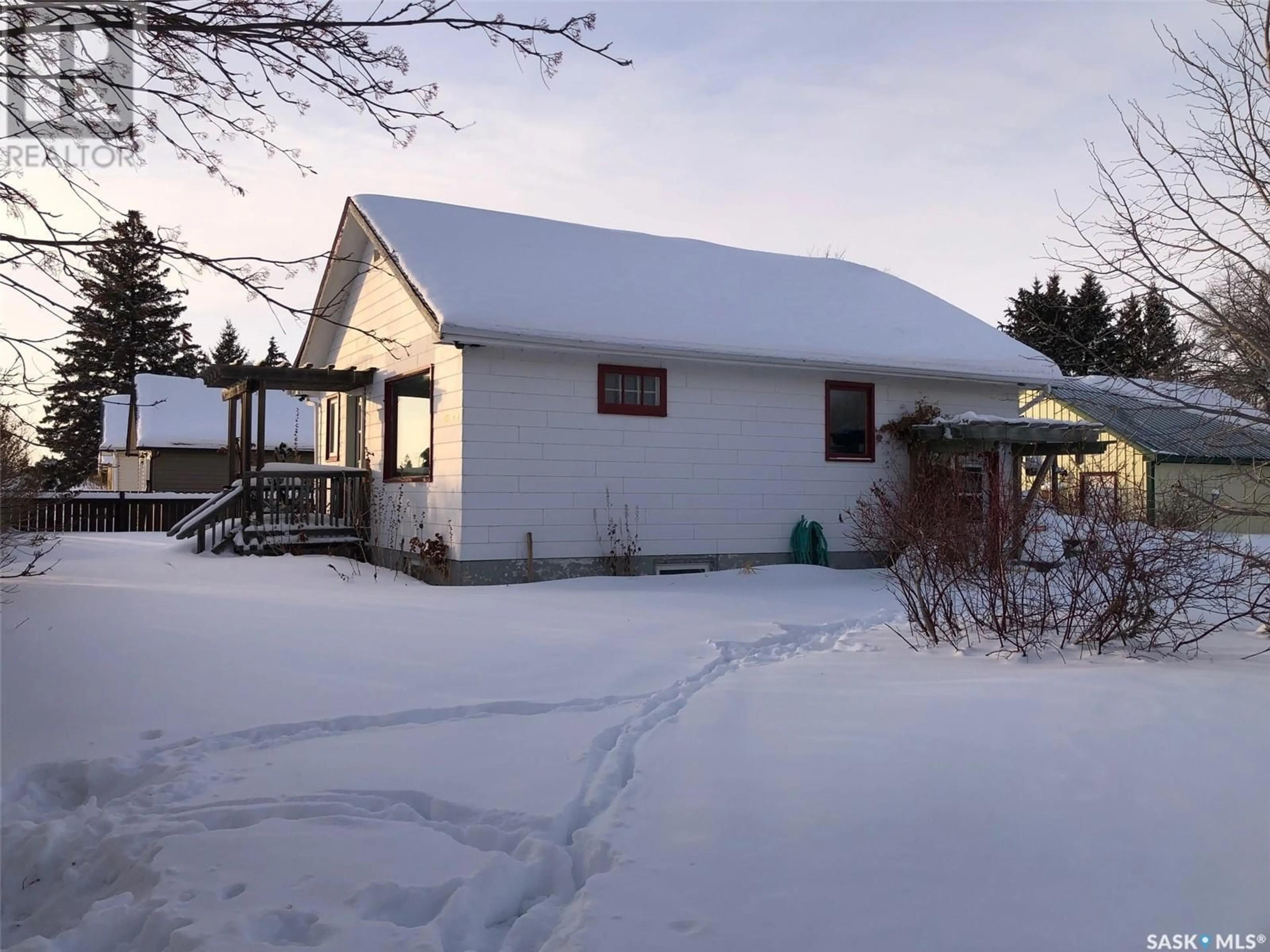 Shed for 121 Bush AVENUE, Canora Saskatchewan S0A0L0