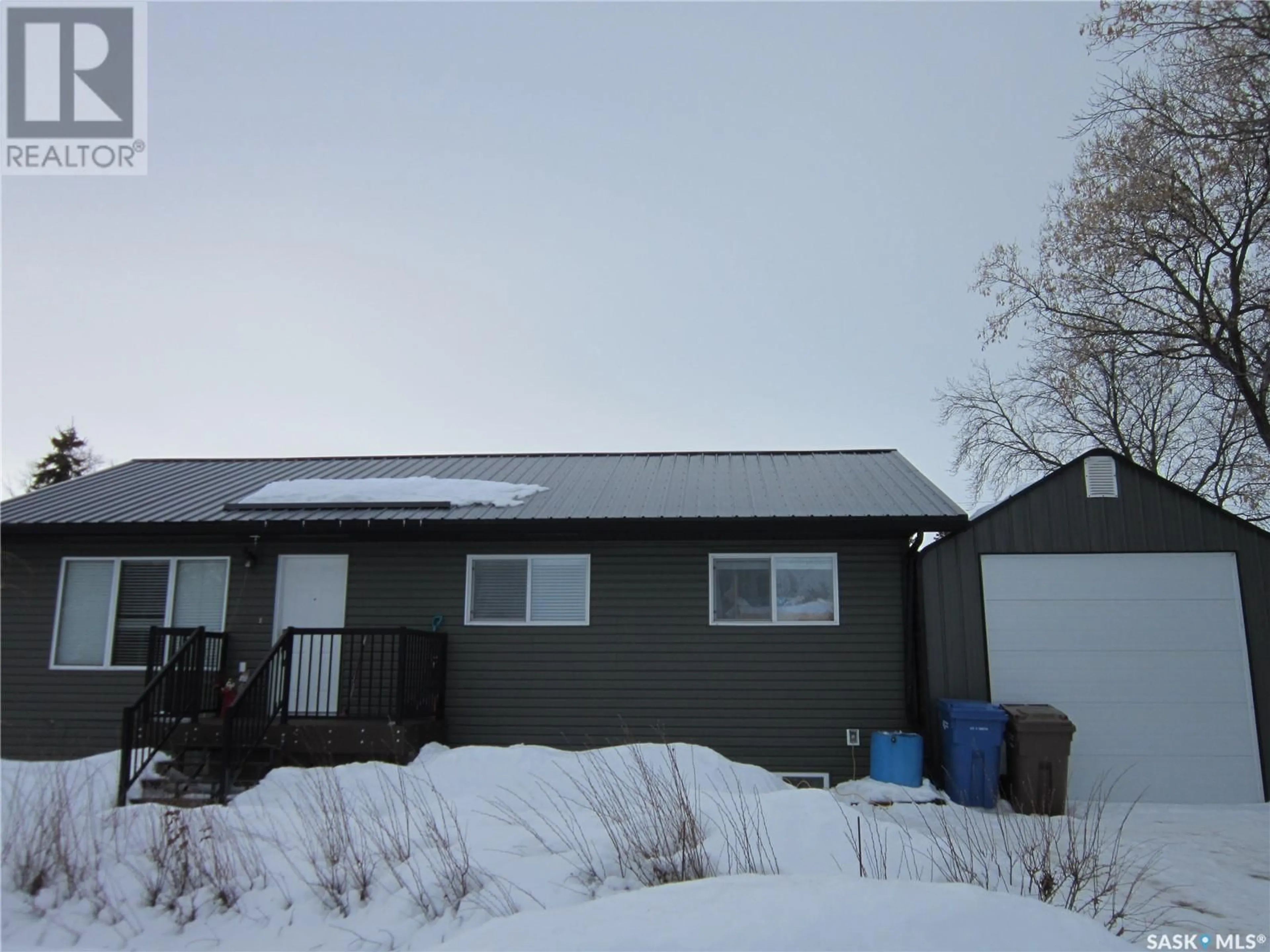 Shed for 335 Ruttle AVENUE, Kinistino Saskatchewan S0J1H0