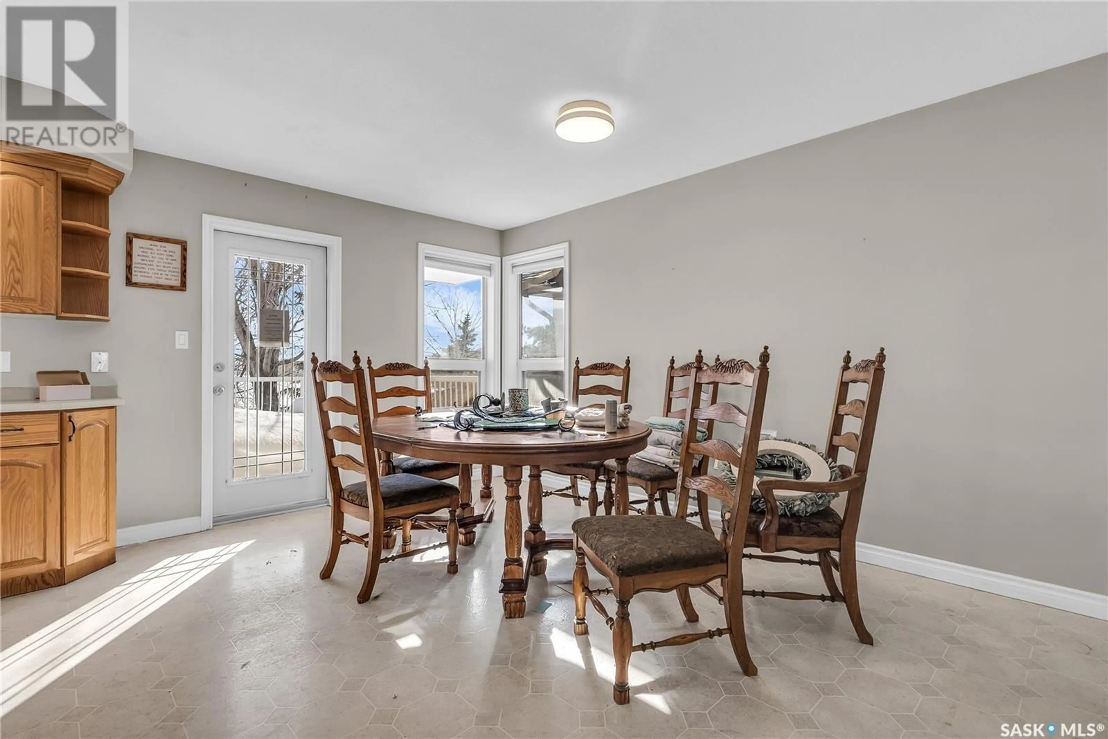 Dining room, ceramic/tile floor for 832 DERKSEN PLACE, Martensville Saskatchewan S0K2T0