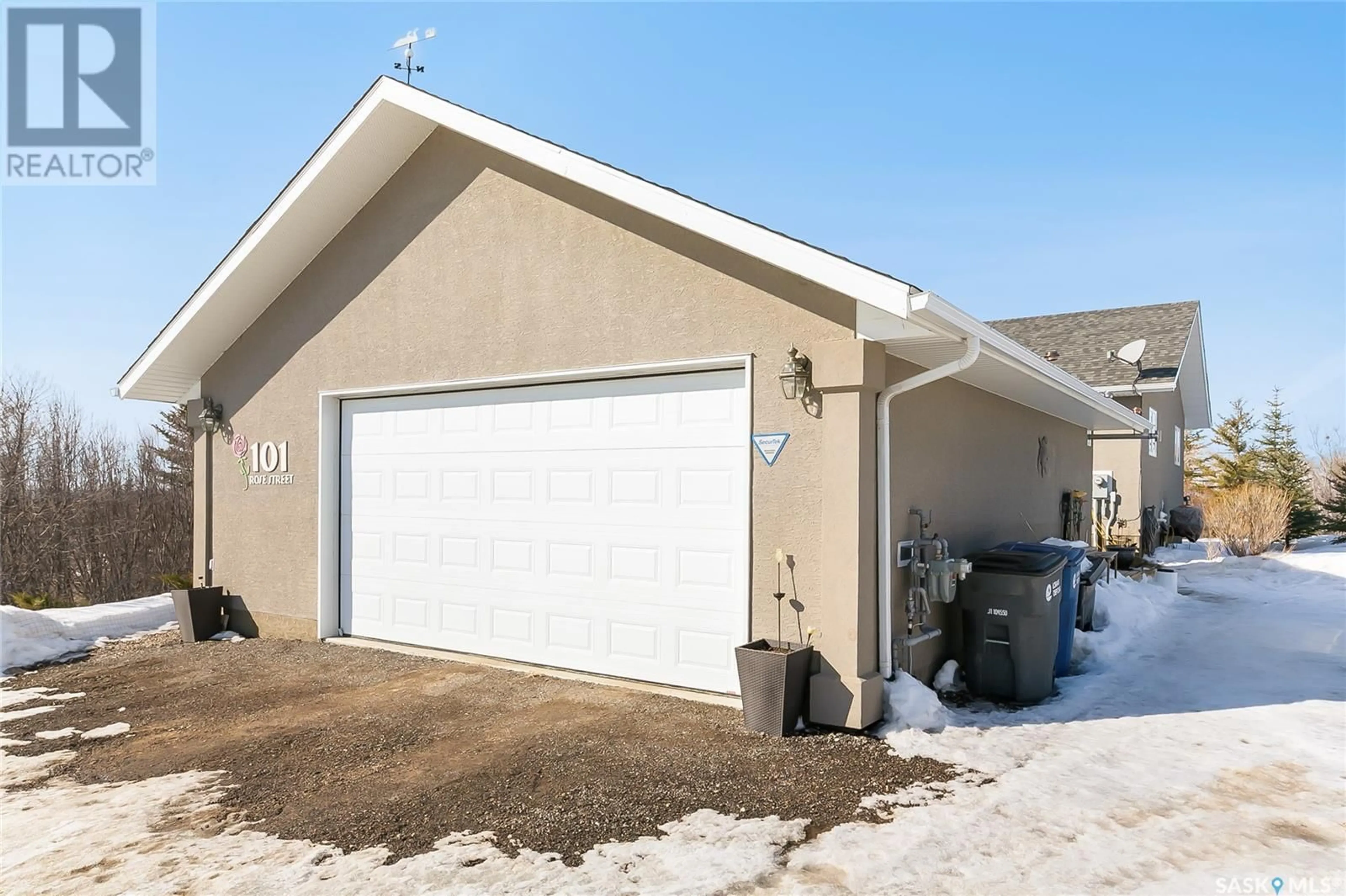 Indoor garage for 101 Rose STREET, Saskatchewan Beach Saskatchewan S0G4L0