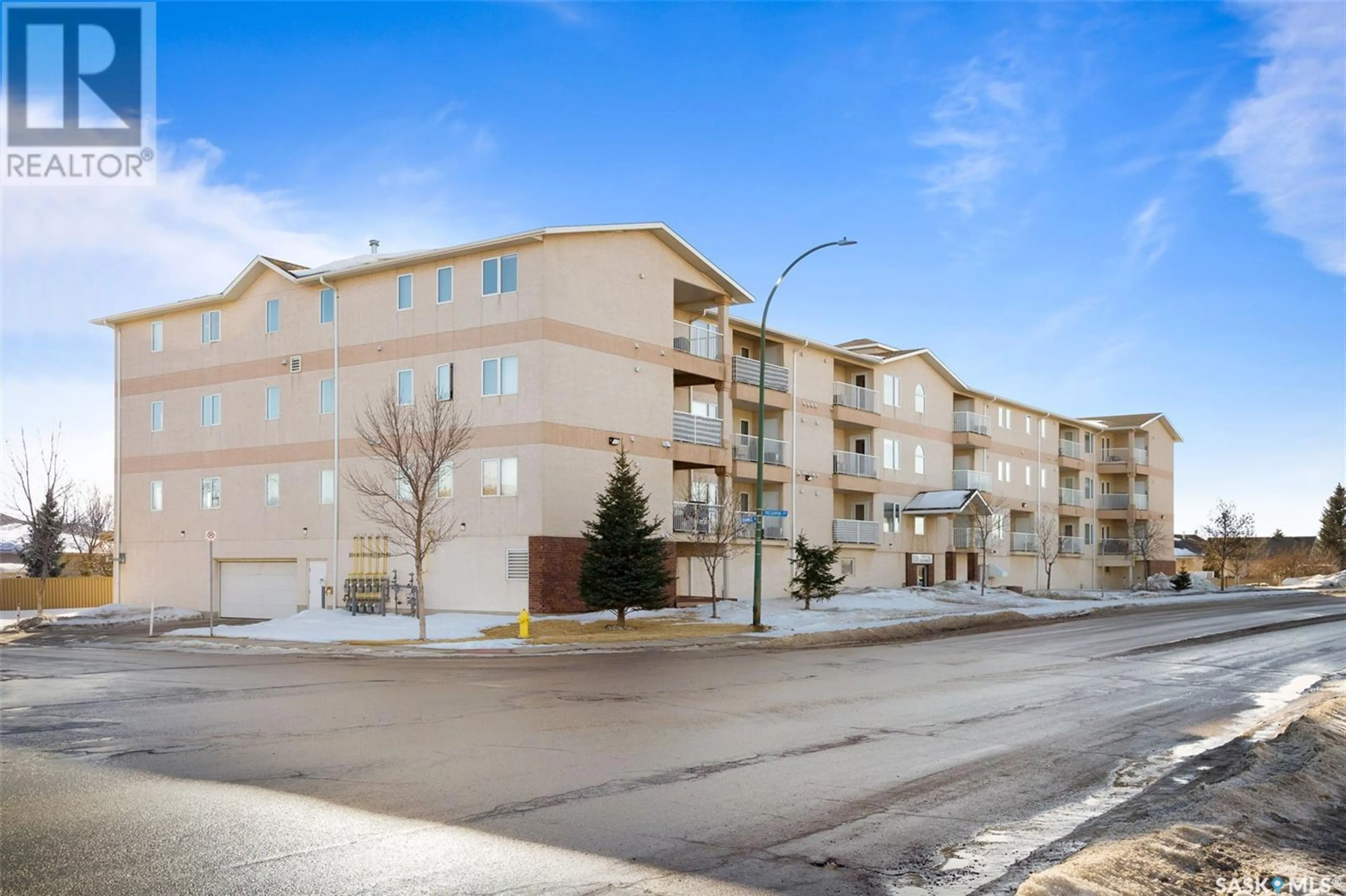 Living room with furniture, unknown for E - 100 3335 QUANCE STREET, Regina Saskatchewan S4V3G4