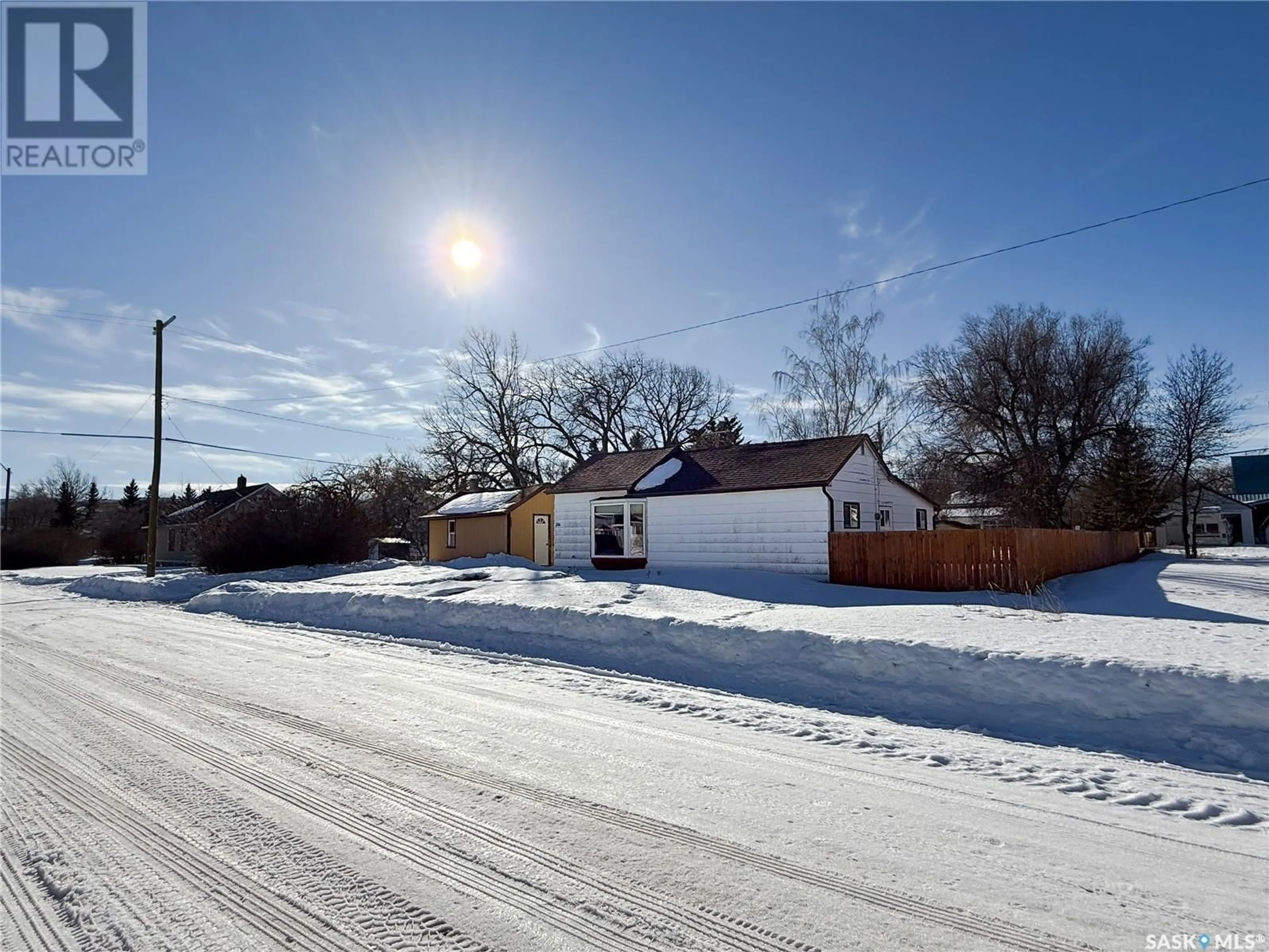 A pic from outside/outdoor area/front of a property/back of a property/a pic from drone, street for 116 Ash AVENUE N, Eastend Saskatchewan S0N0T0