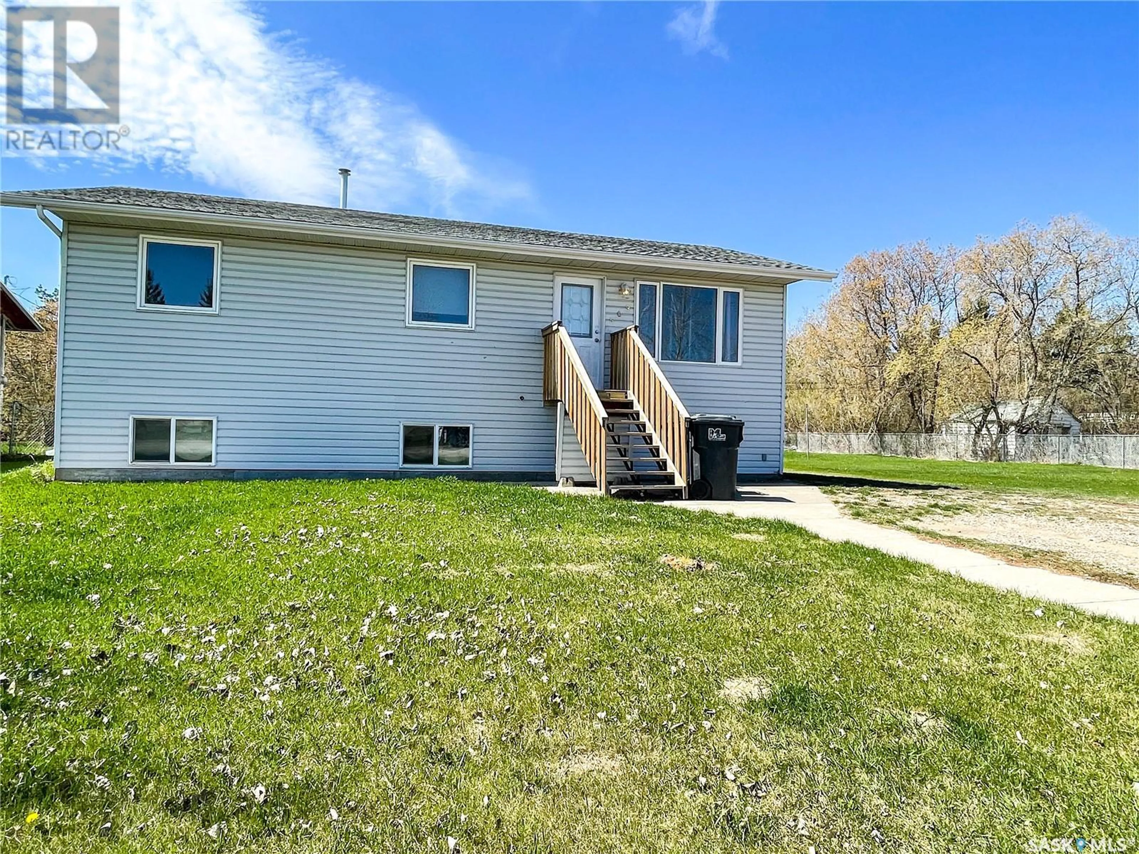 Unknown for 509 3rd STREET E, Meadow Lake Saskatchewan S9X1G6