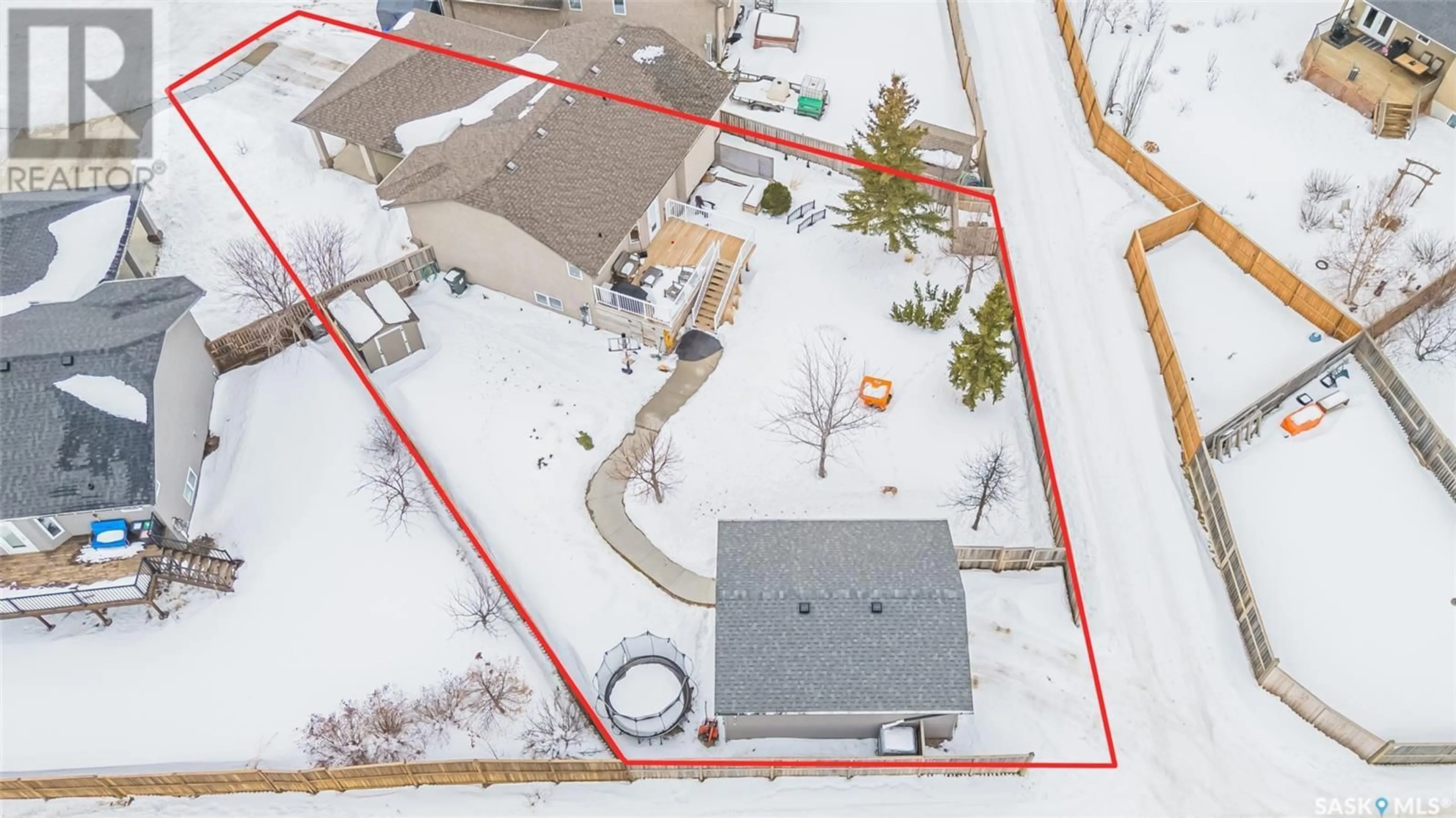 A pic from outside/outdoor area/front of a property/back of a property/a pic from drone, unknown for 342 Lakeridge DRIVE, Warman Saskatchewan S0K0A1