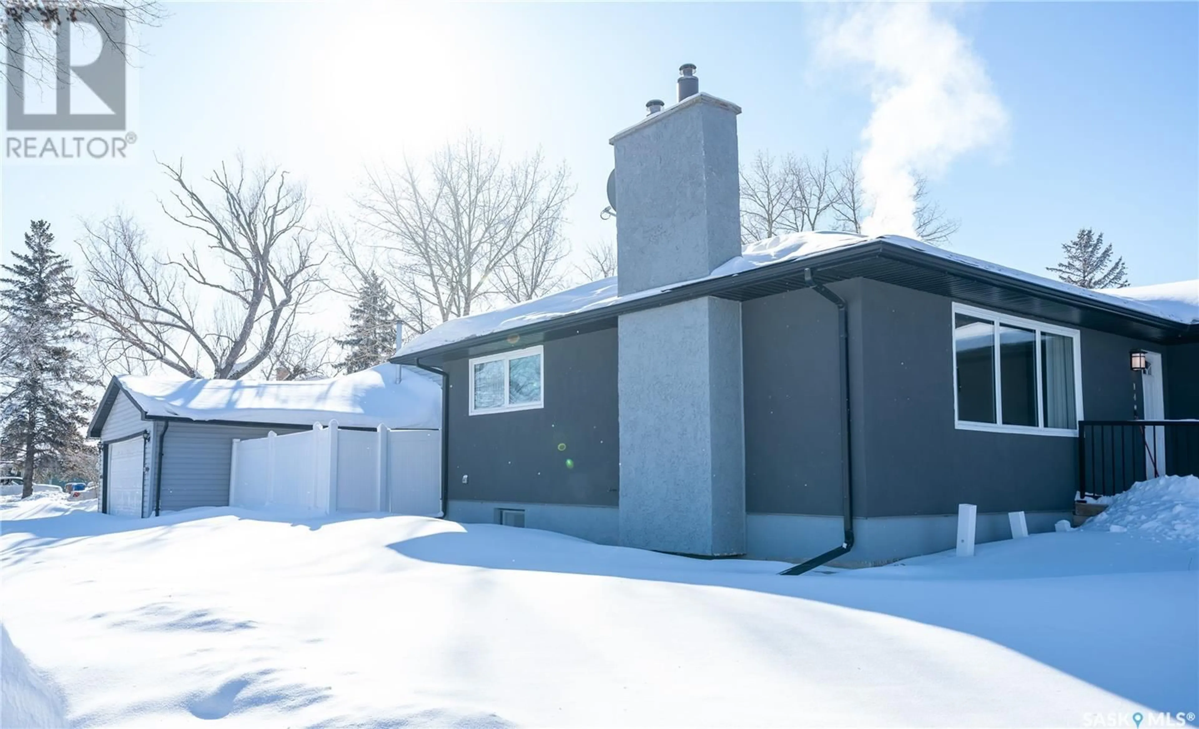 Shed for 1405 Macpherson AVENUE, Regina Saskatchewan S4S4E1