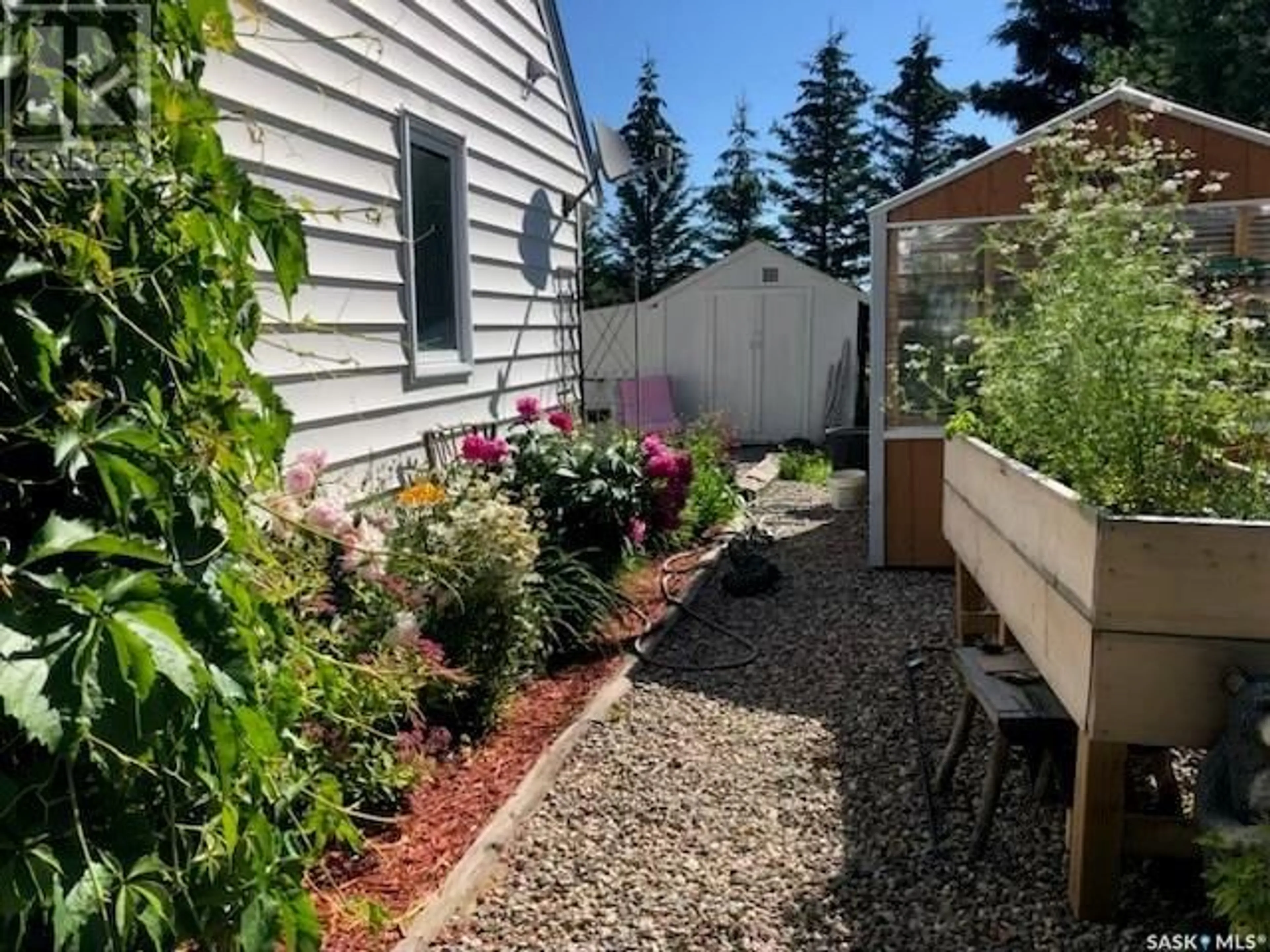 Patio, street for 113 2nd AVENUE SE, Dorintosh Saskatchewan S0M0T0