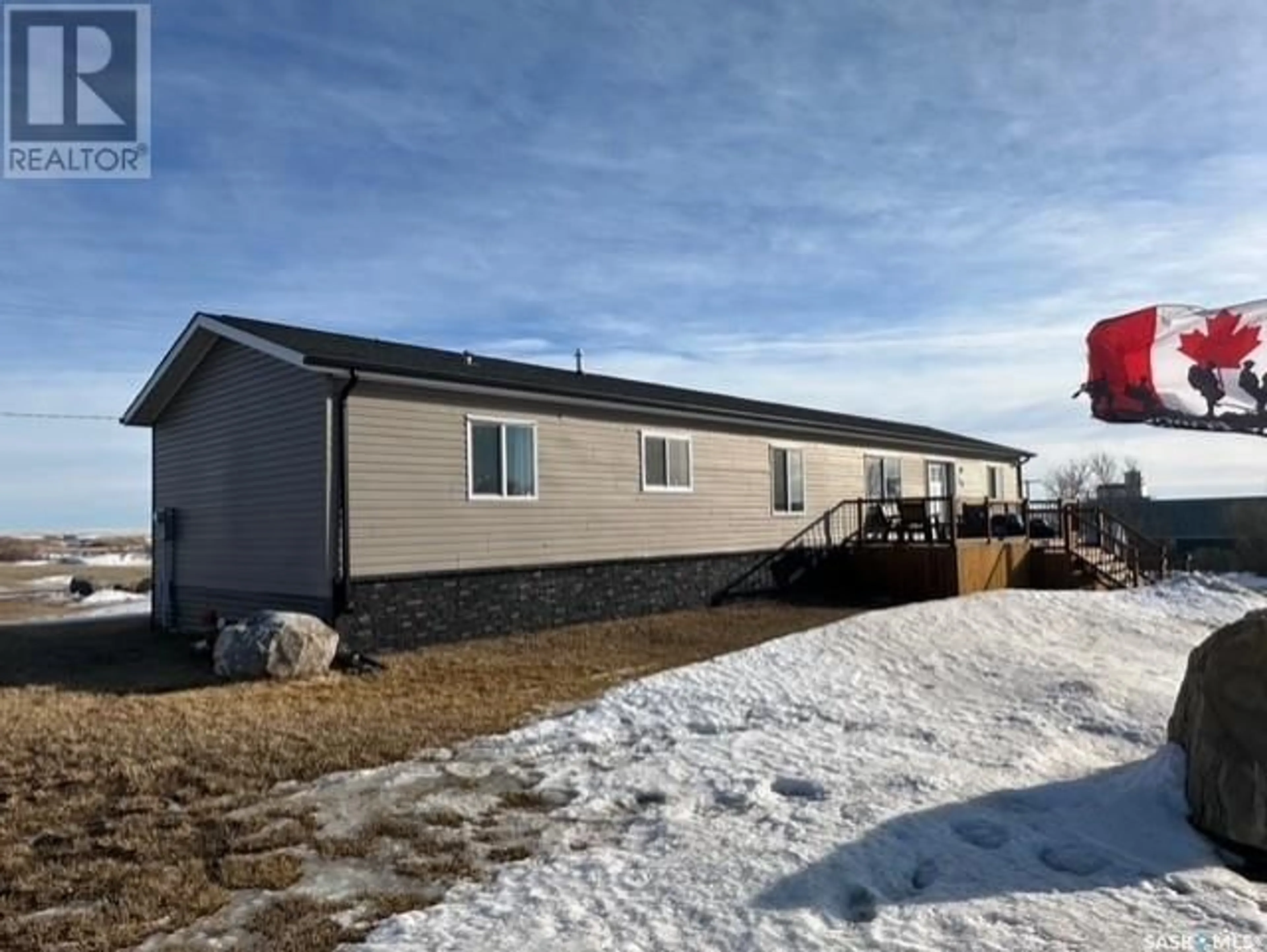 Home with vinyl exterior material, building for Verwood Acreage, Excel Rm No. 71 Saskatchewan S0H4G0