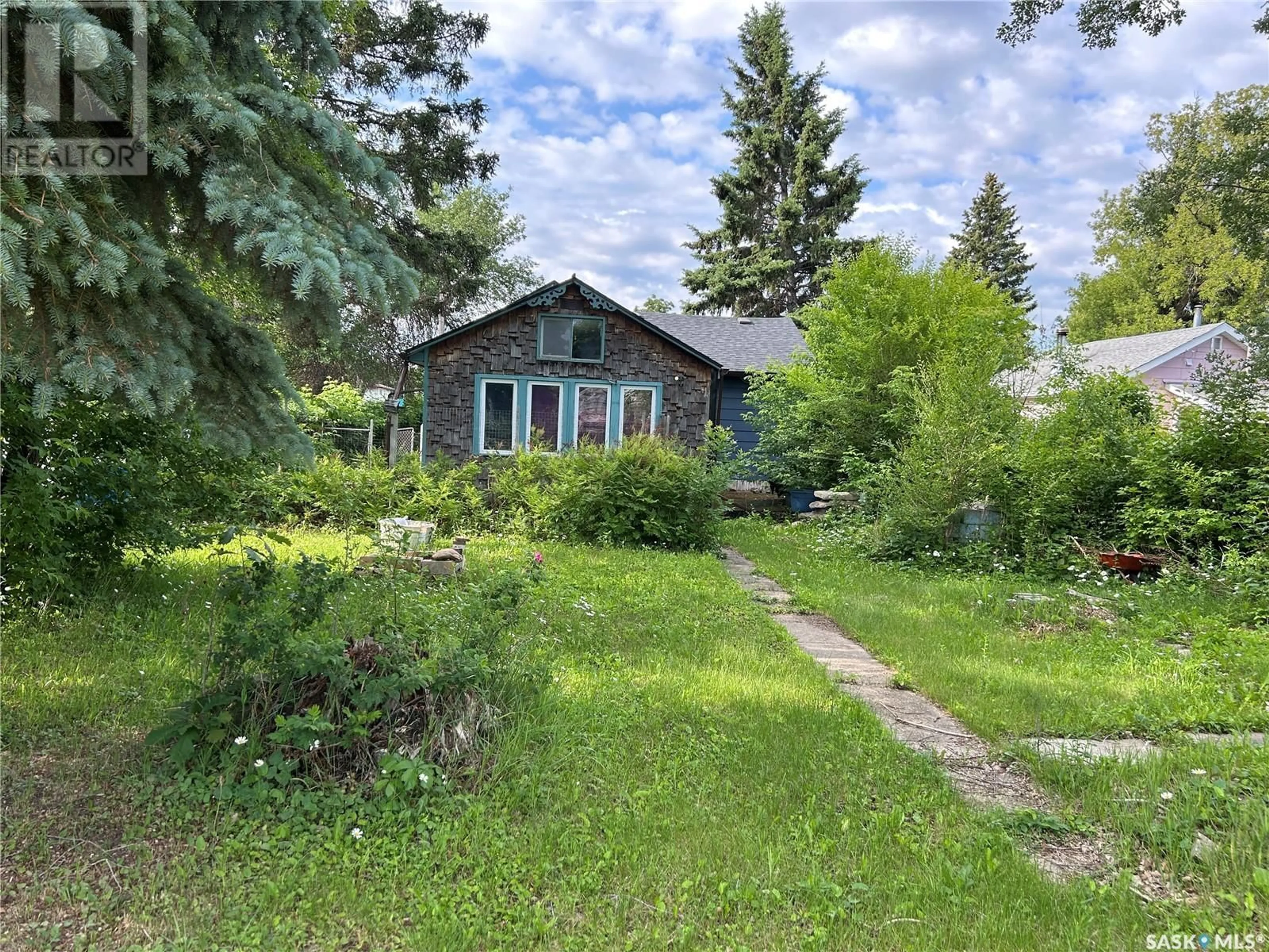 Shed for 790 3RD STREET, Prince Albert Saskatchewan S6V0H8