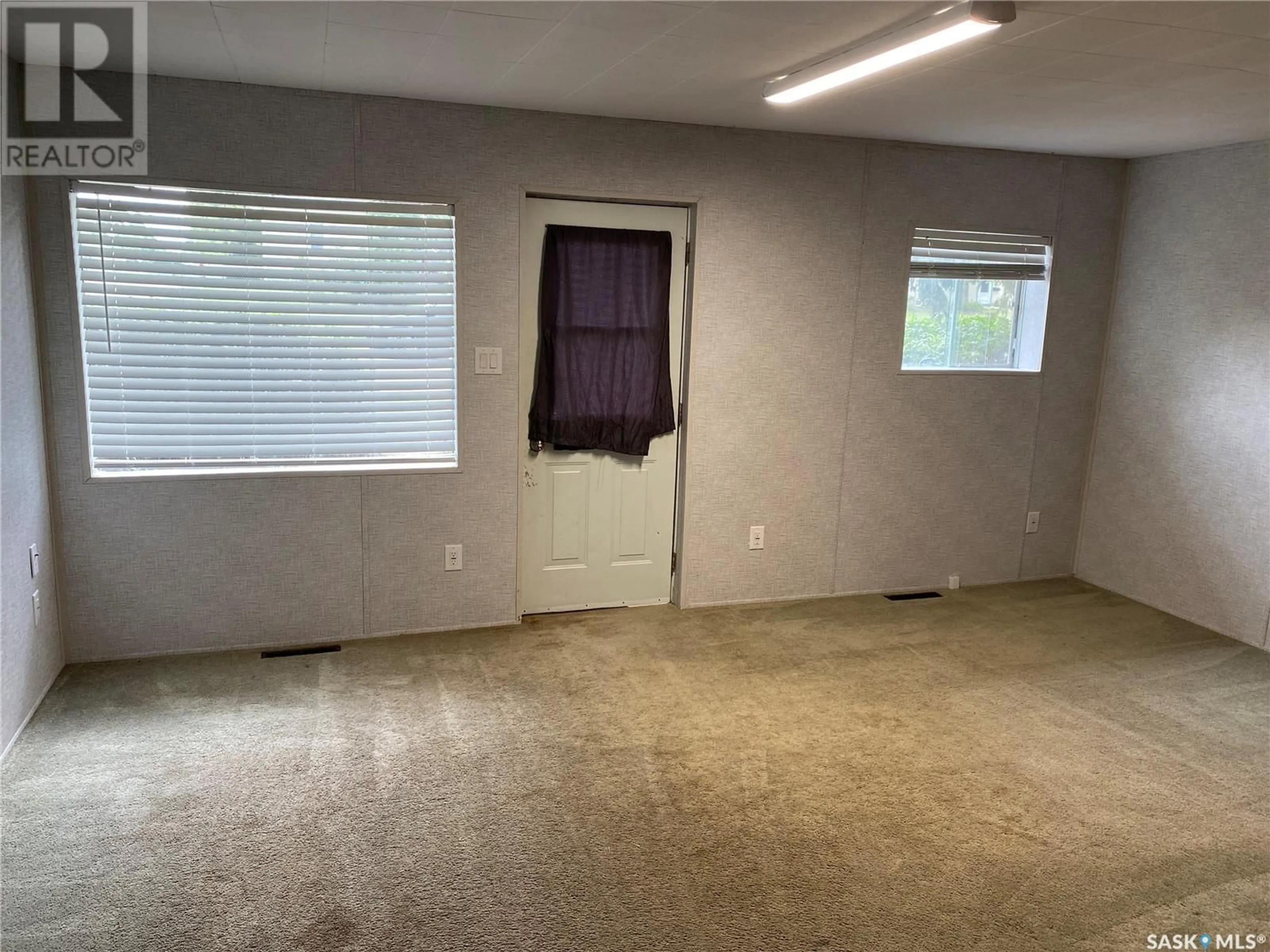 A pic of a room for 790 3RD STREET, Prince Albert Saskatchewan S6V0H8