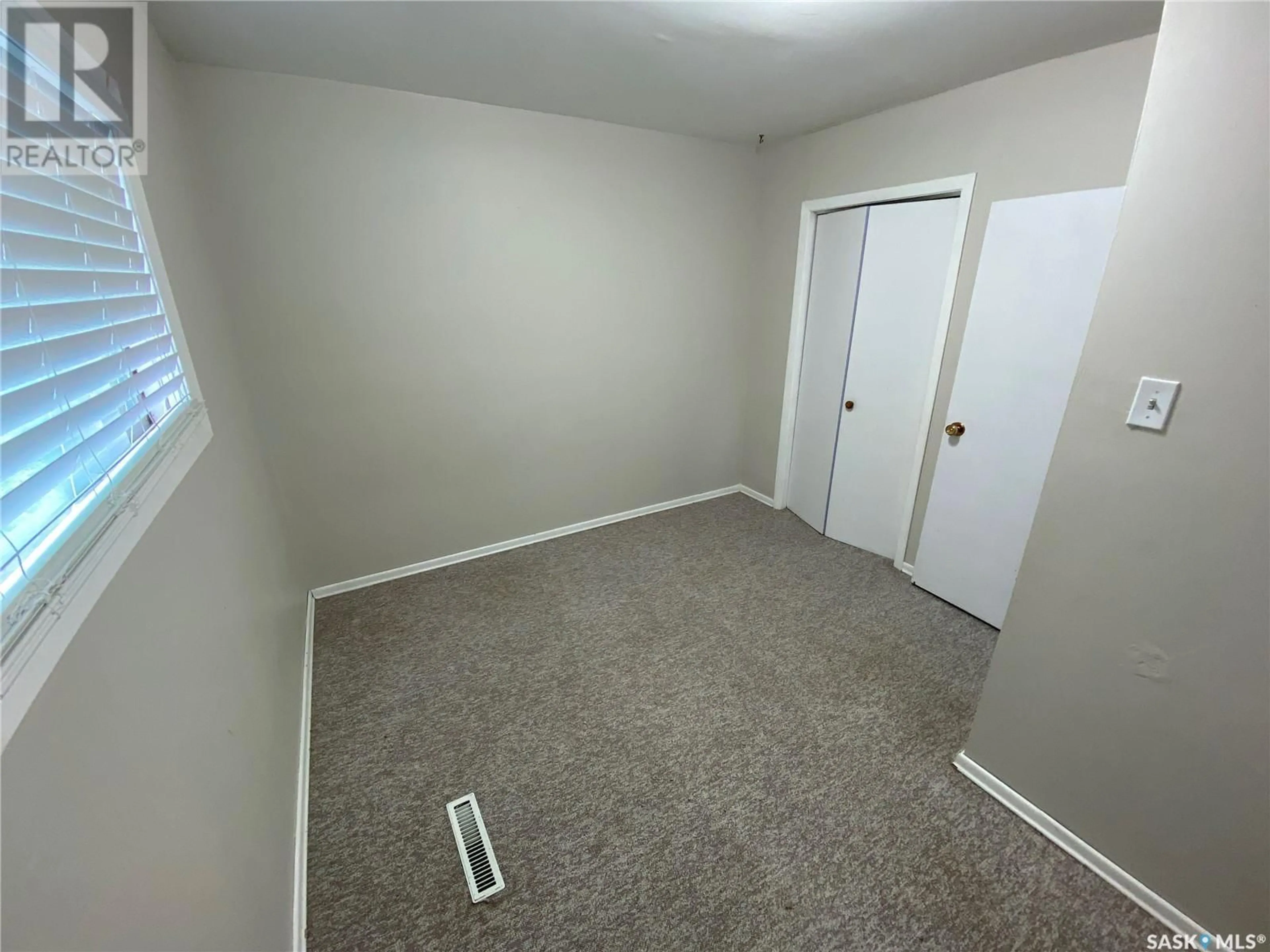 A pic of a room for 790 3RD STREET, Prince Albert Saskatchewan S6V0H8