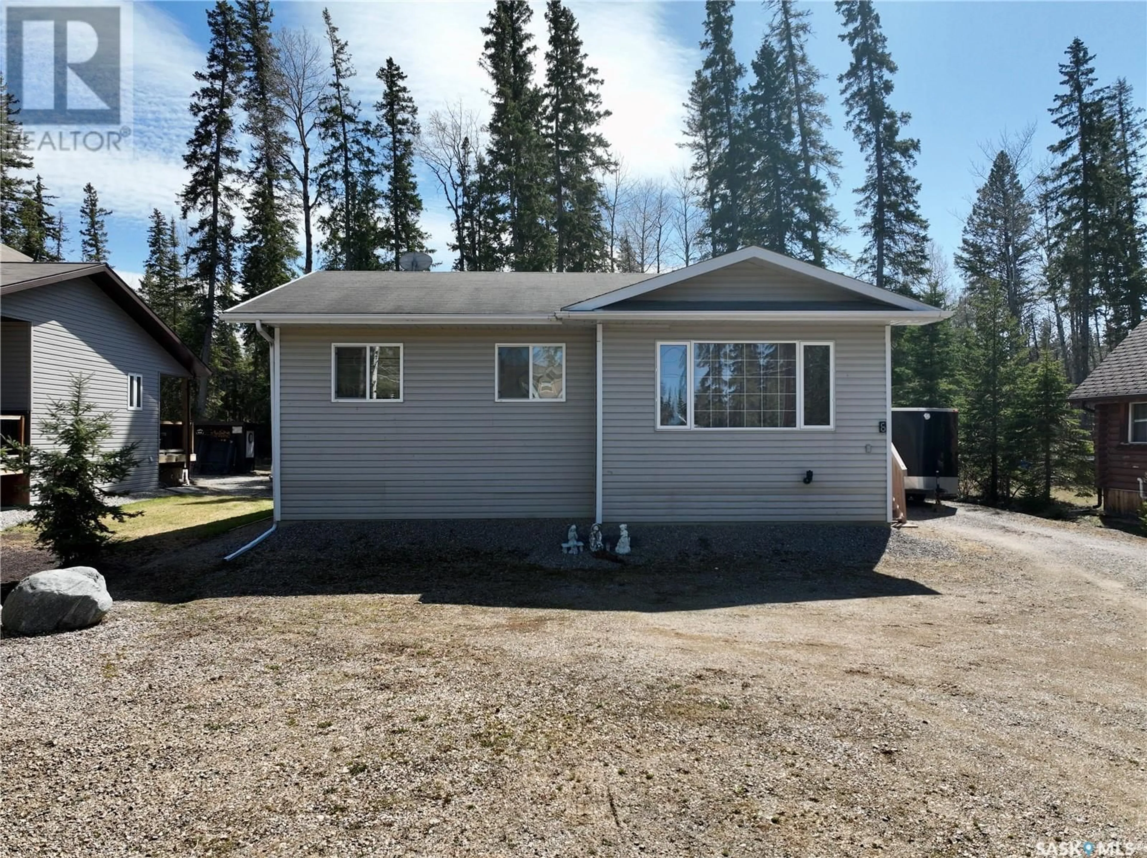 Home with vinyl exterior material, unknown for 6 TYE PLACE, Candle Lake Saskatchewan S0J3E0
