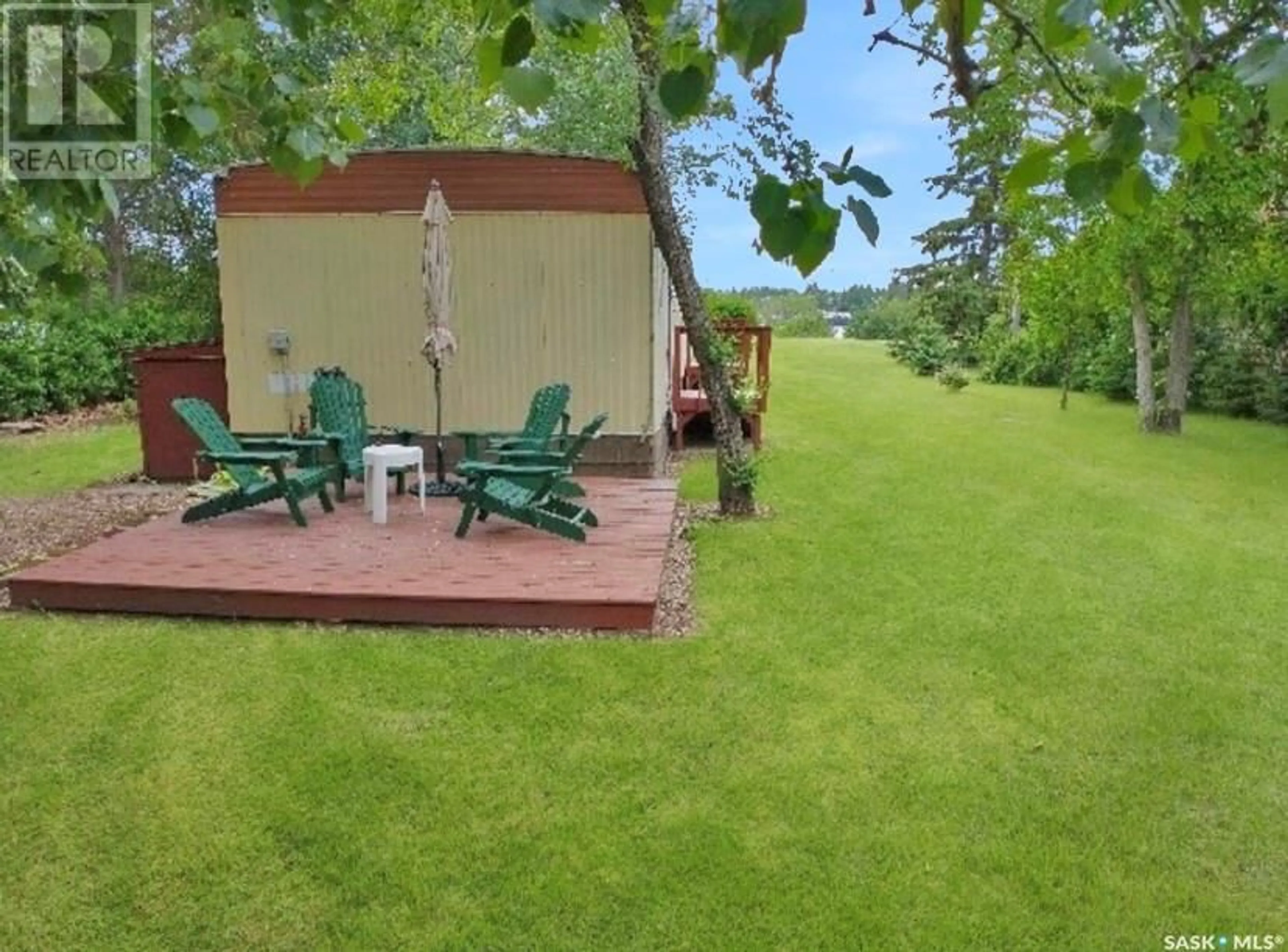 A pic from outside/outdoor area/front of a property/back of a property/a pic from drone, water/lake/river/ocean view for 57 3RD AVENUE, Metinota Saskatchewan S0M1X0