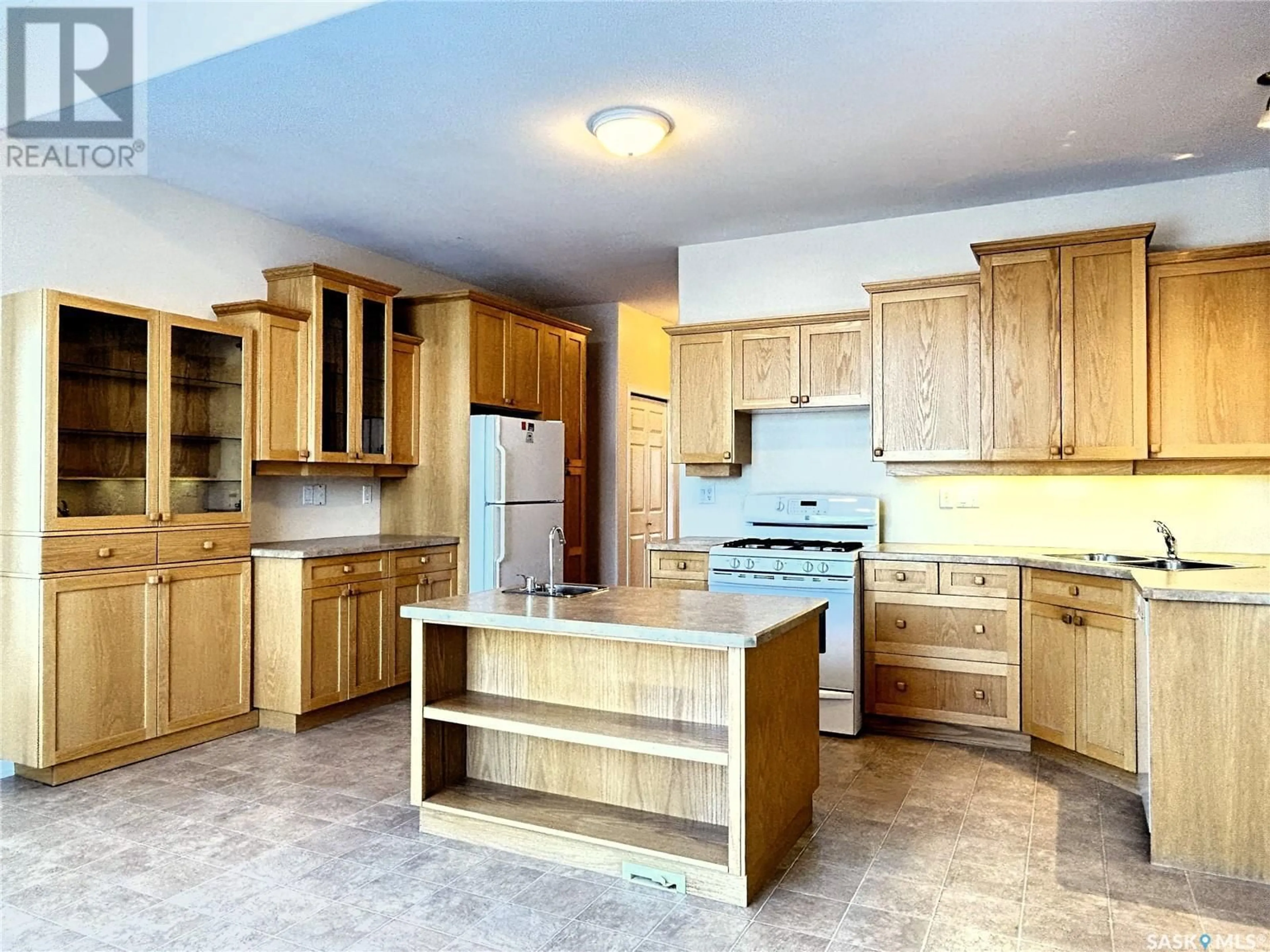 Open concept kitchen, unknown for WAKAW LAKE ACREAGE, Hoodoo Rm No. 401 Saskatchewan S0K4P0