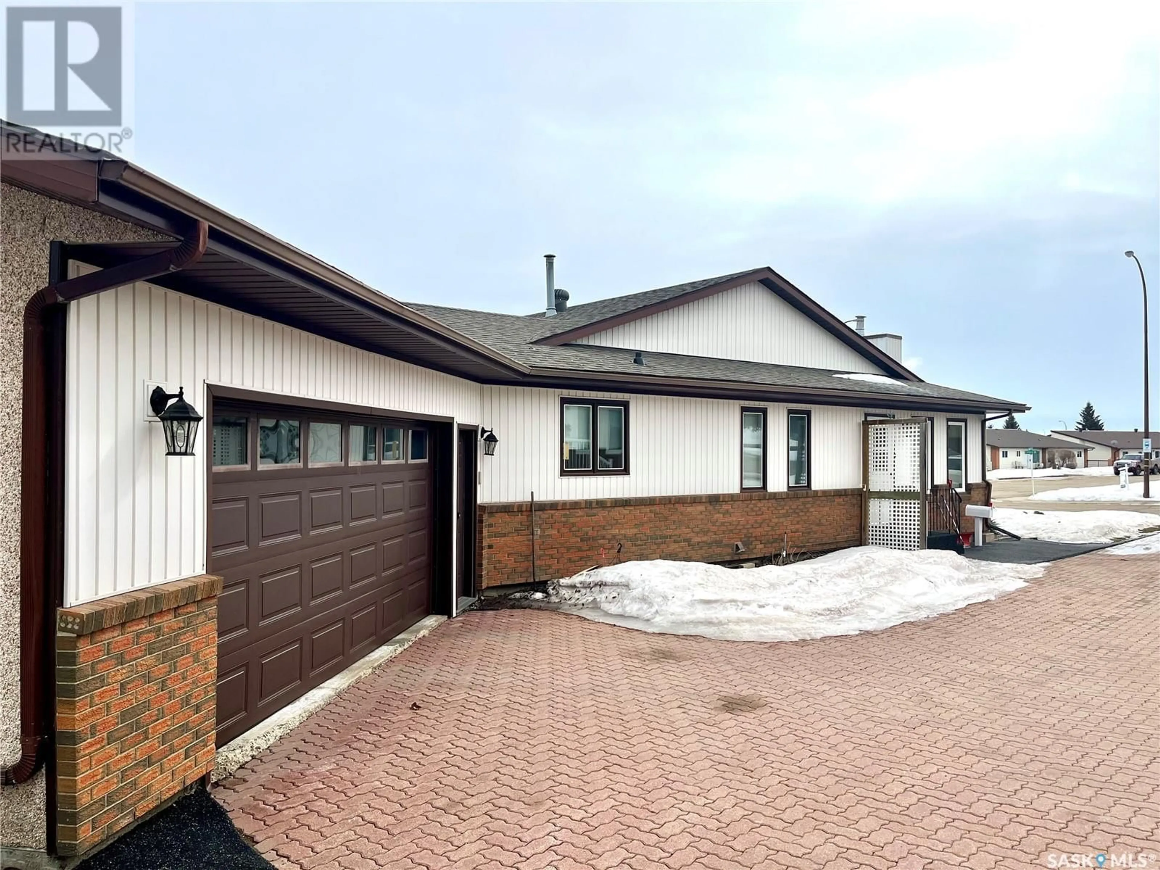 Home with brick exterior material, street for 361 Cypress DRIVE, Swift Current Saskatchewan S9H4V8