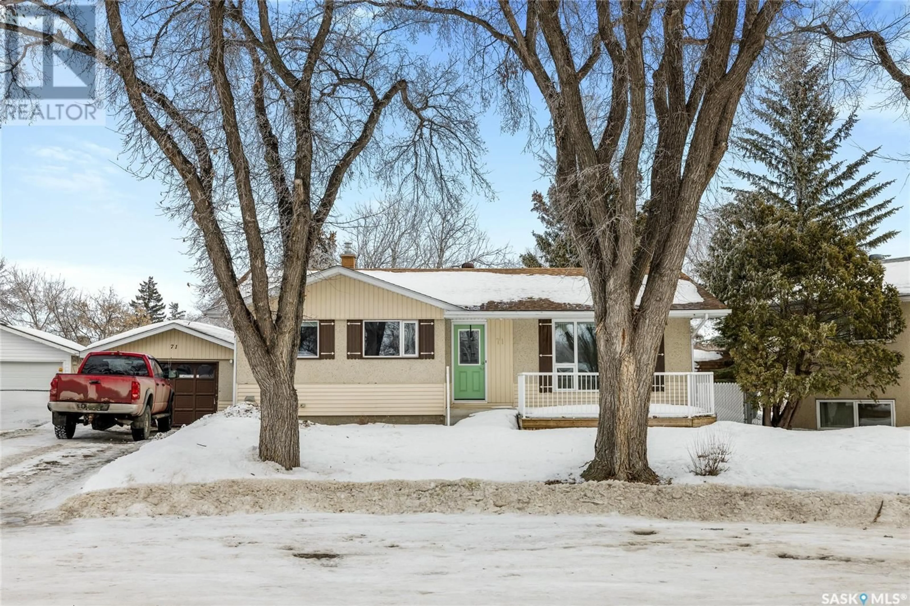 Unknown for 71 Le Jeune PLACE, Regina Saskatchewan S4T6K3