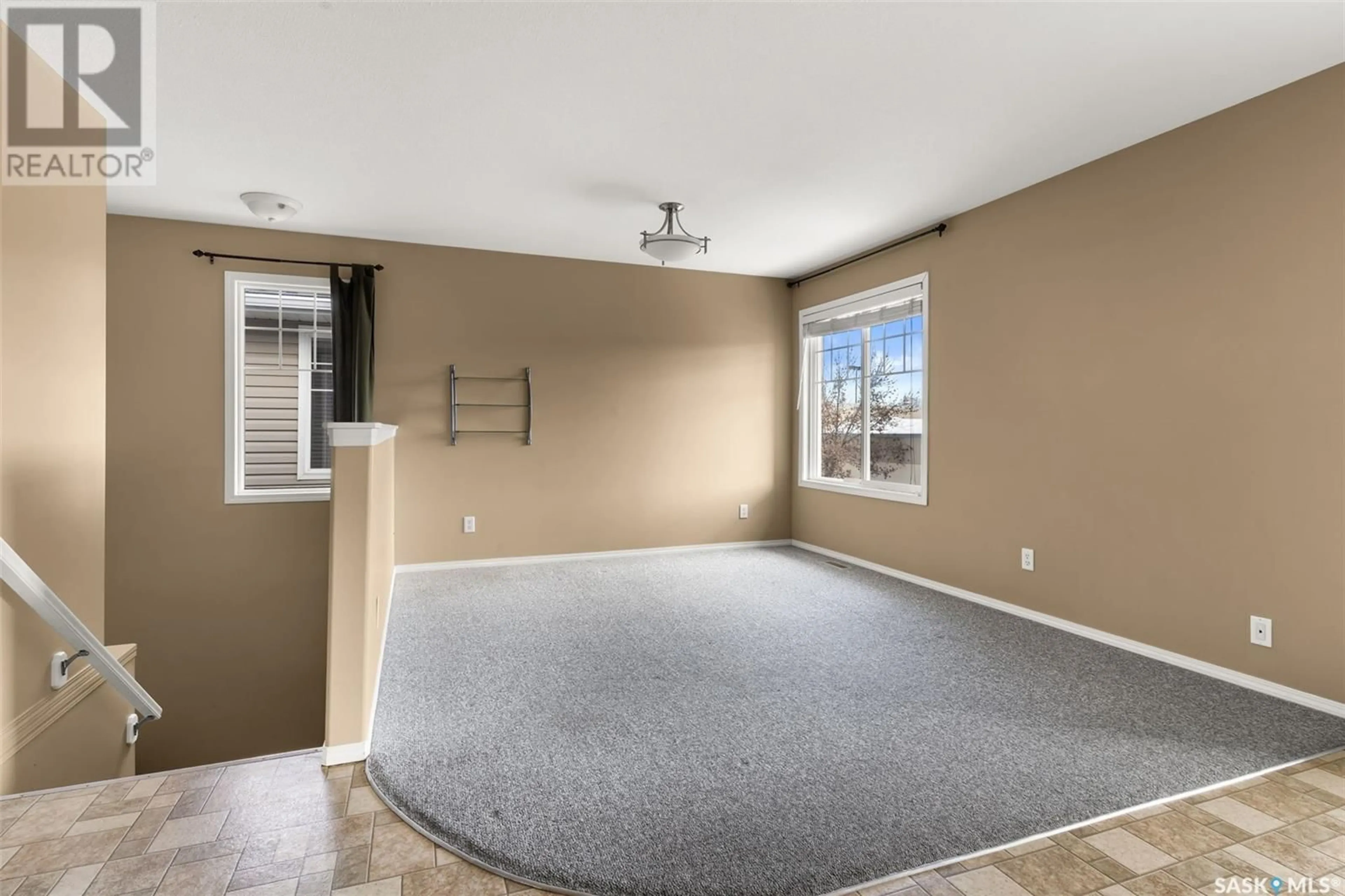 Unknown for 2261 TREETOP LANE, Regina Saskatchewan S4P4V8