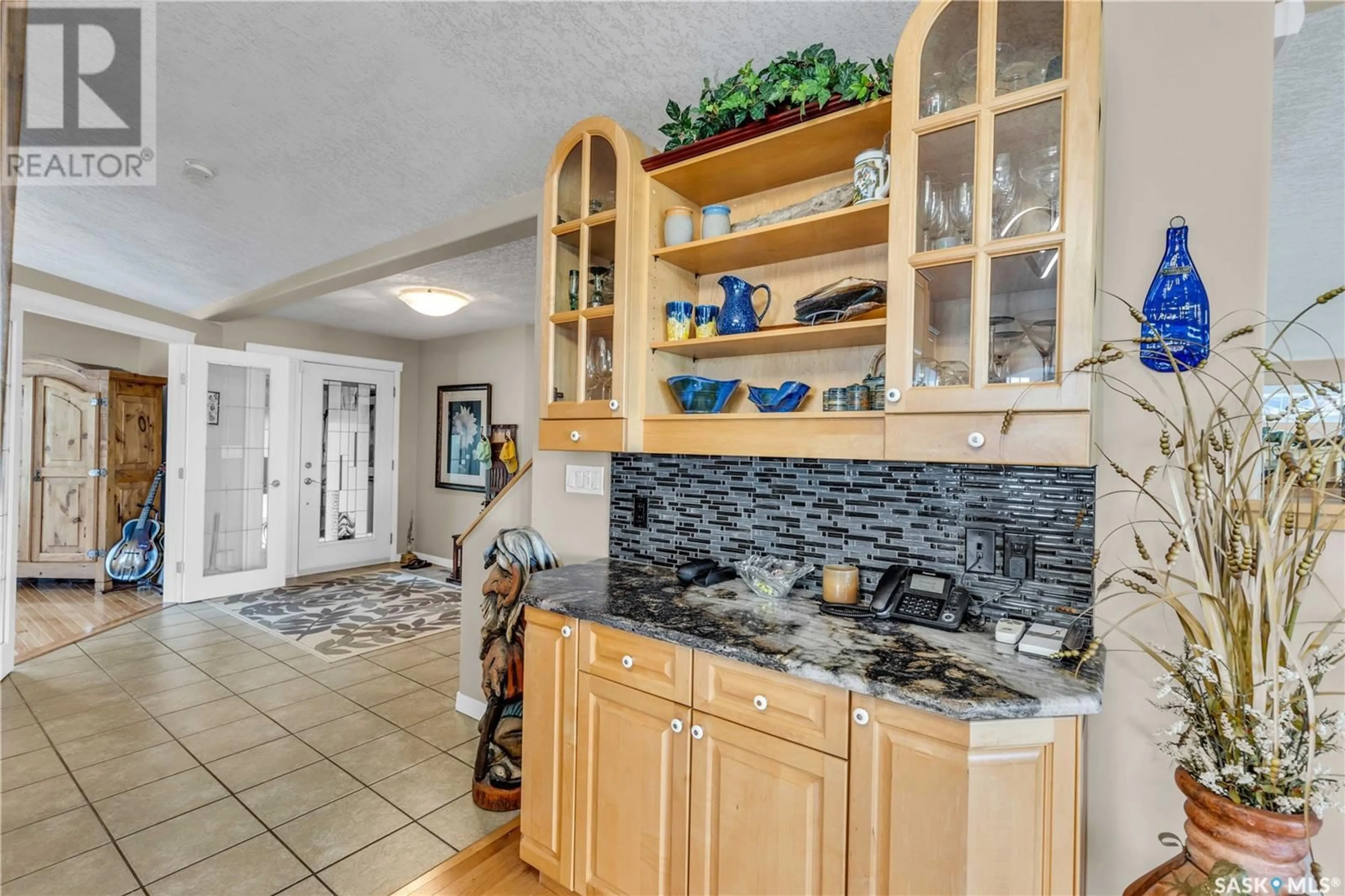 Open concept kitchen, ceramic/tile floor for 2 JACKFISH LAKE CRESCENT, Jackfish Lake Saskatchewan S0M1X0