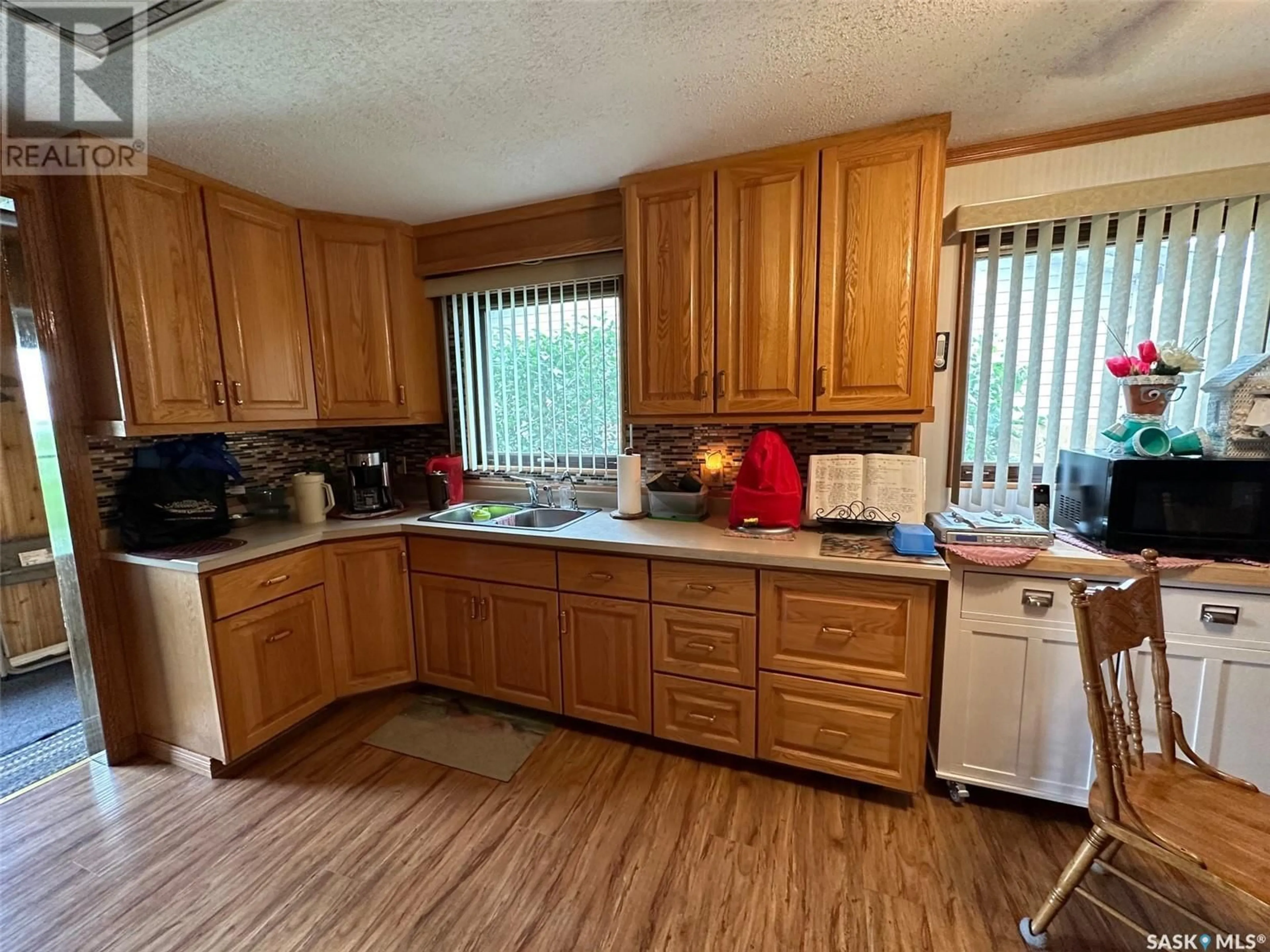 Standard kitchen, unknown for 238 YOUNG STREET, Bienfait Saskatchewan S0C0M0