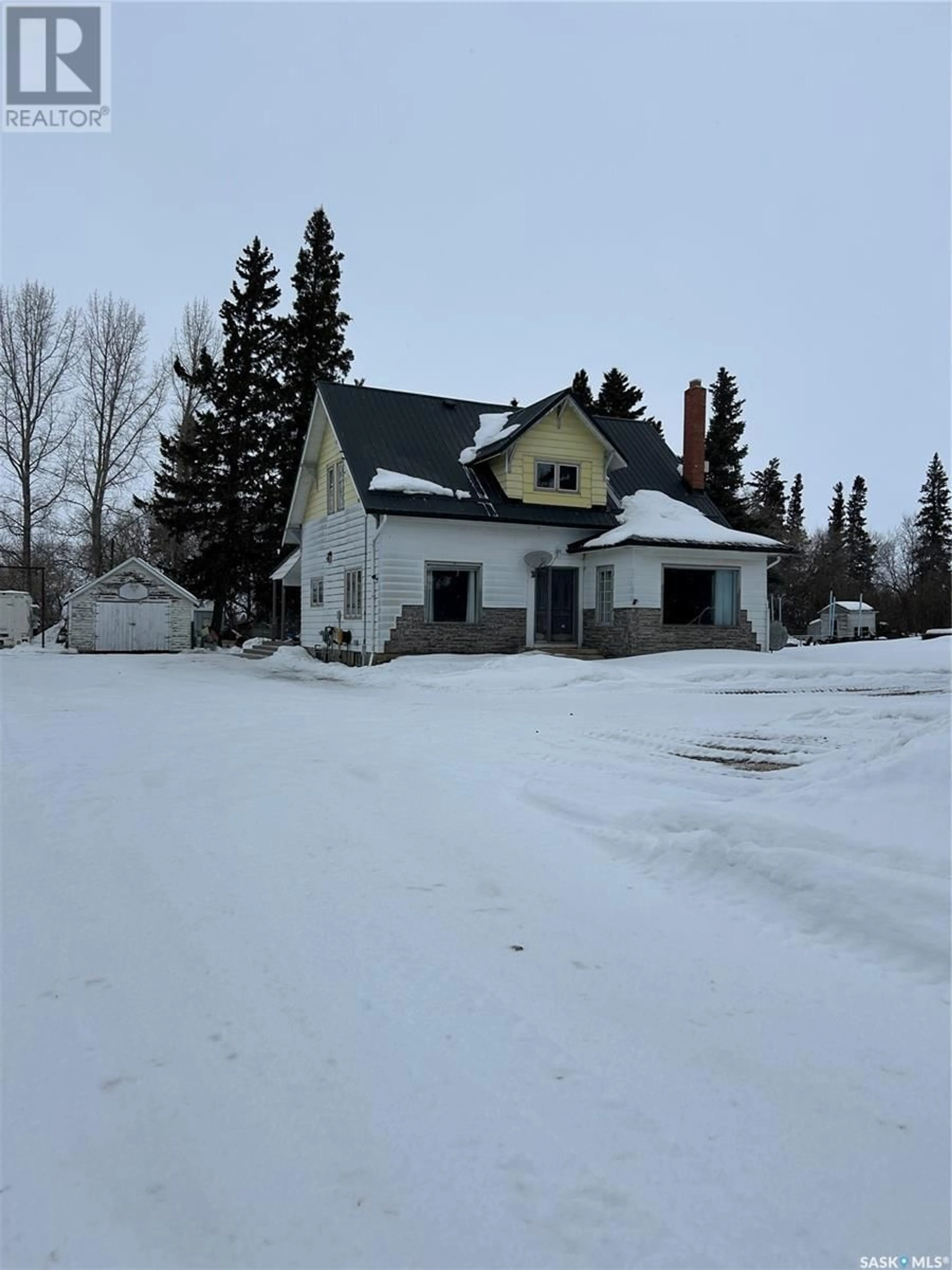 A pic from outside/outdoor area/front of a property/back of a property/a pic from drone, building for Cawkwell acreage, Kelvington Saskatchewan S0A1W0