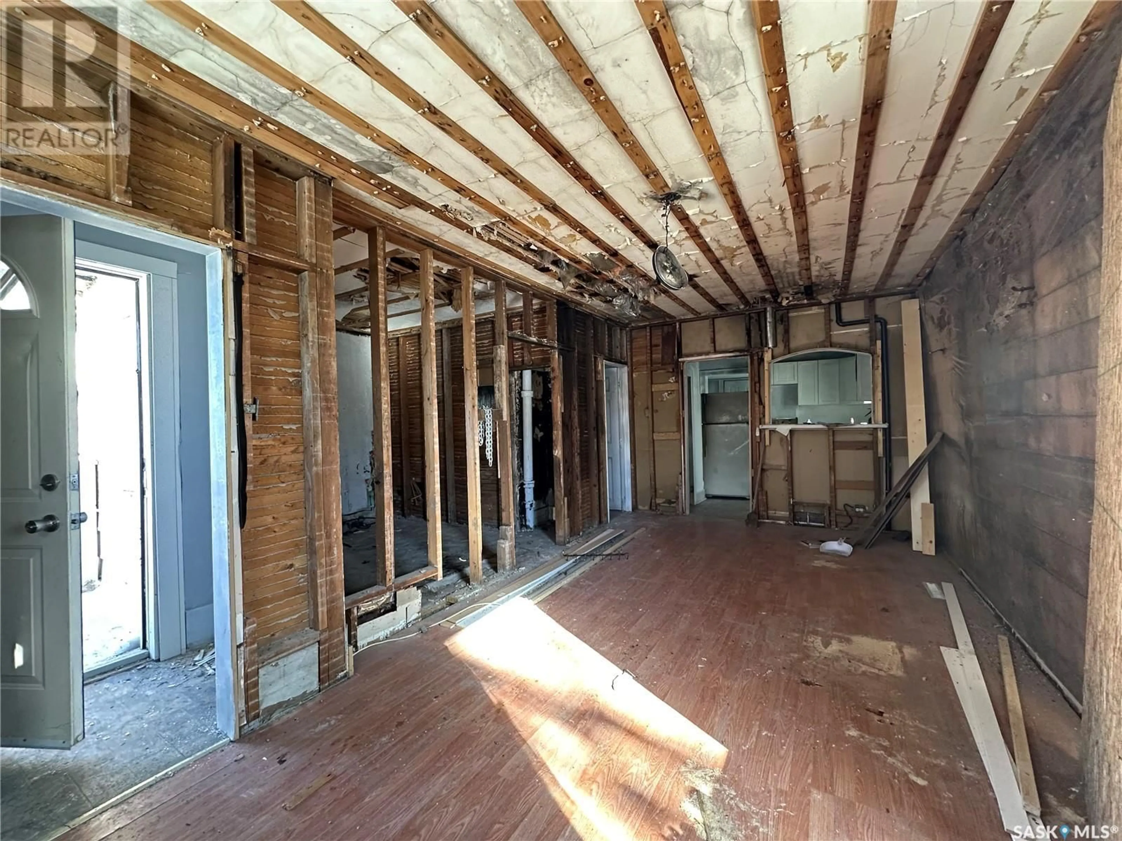 A pic of a room for 1029 WASCANA STREET, Regina Saskatchewan S4T4H8