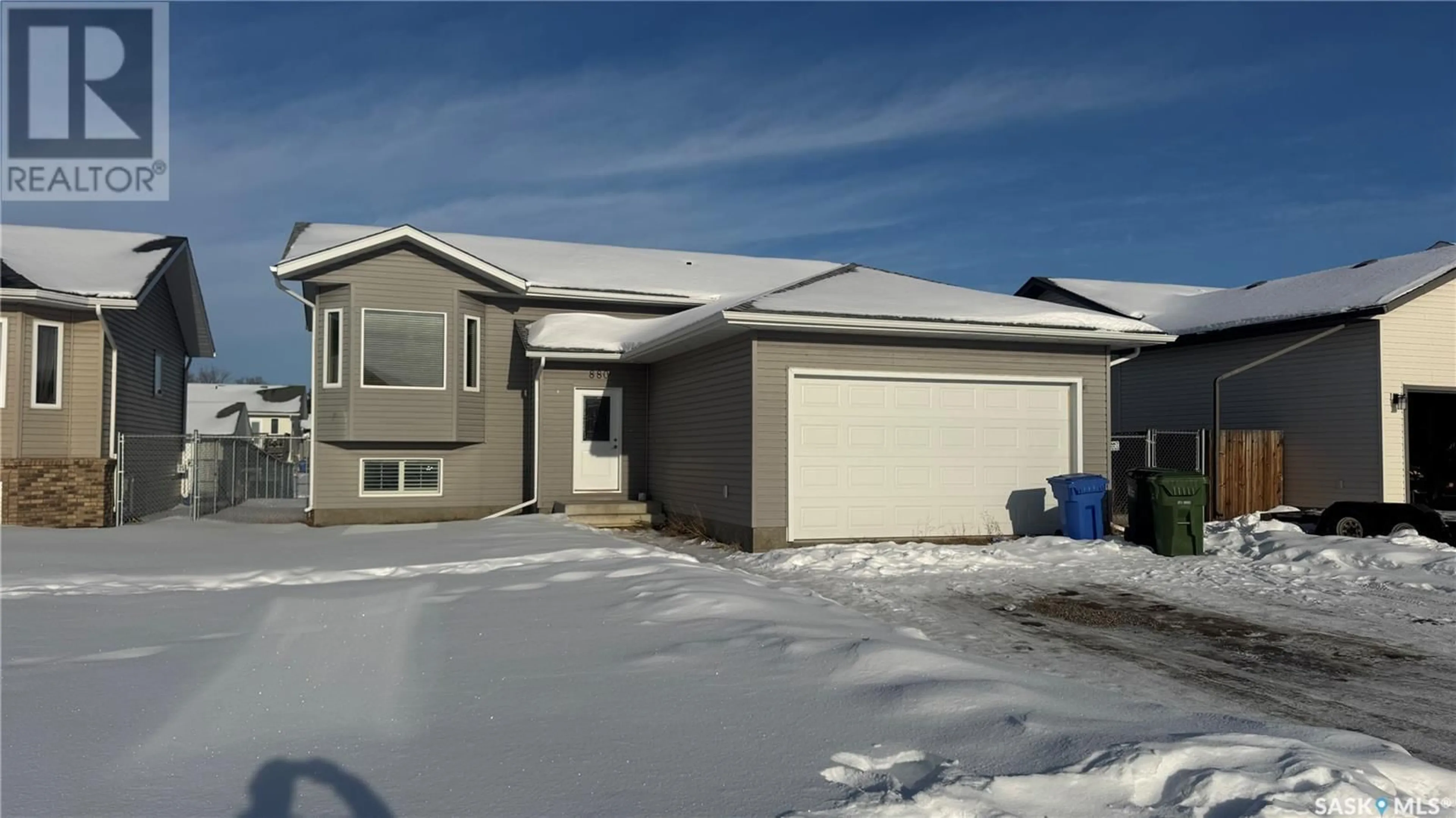 Unknown for 880 6th STREET E, Prince Albert Saskatchewan S6V0P1