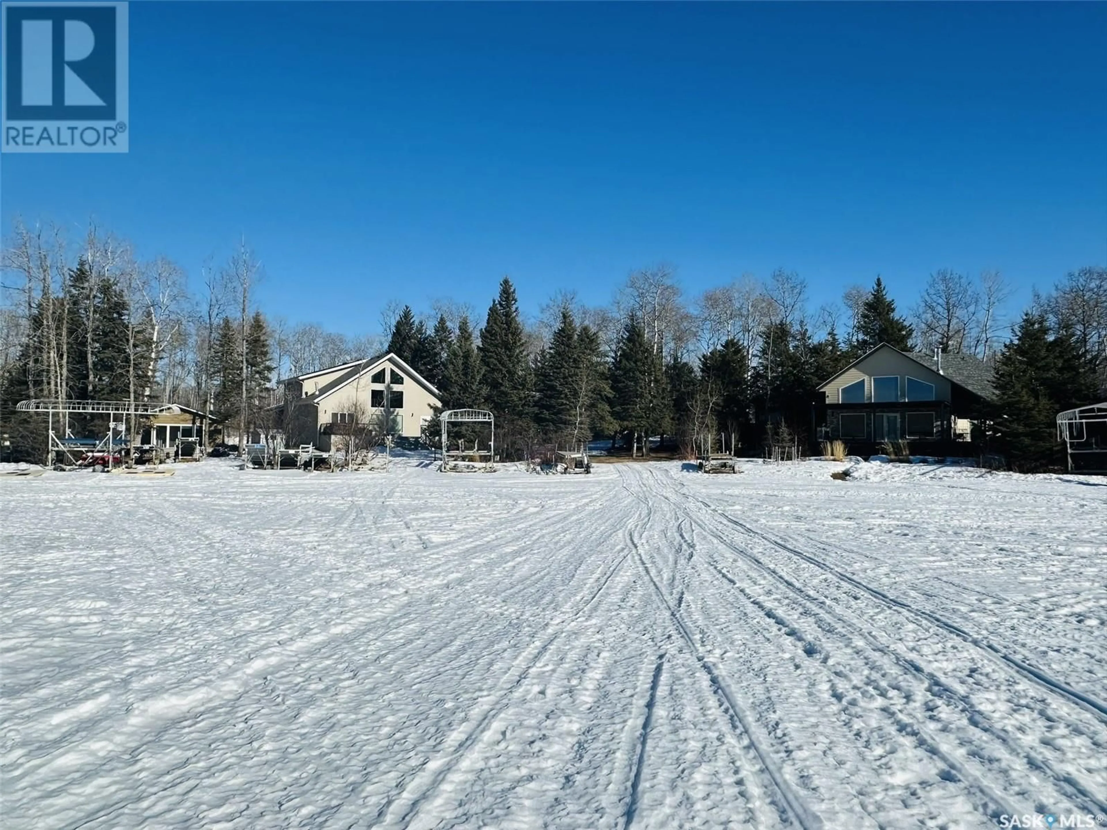 A pic from outside/outdoor area/front of a property/back of a property/a pic from drone, street for 206 SHELL LAKE CRESCENT, Echo Bay Saskatchewan S0J2G0