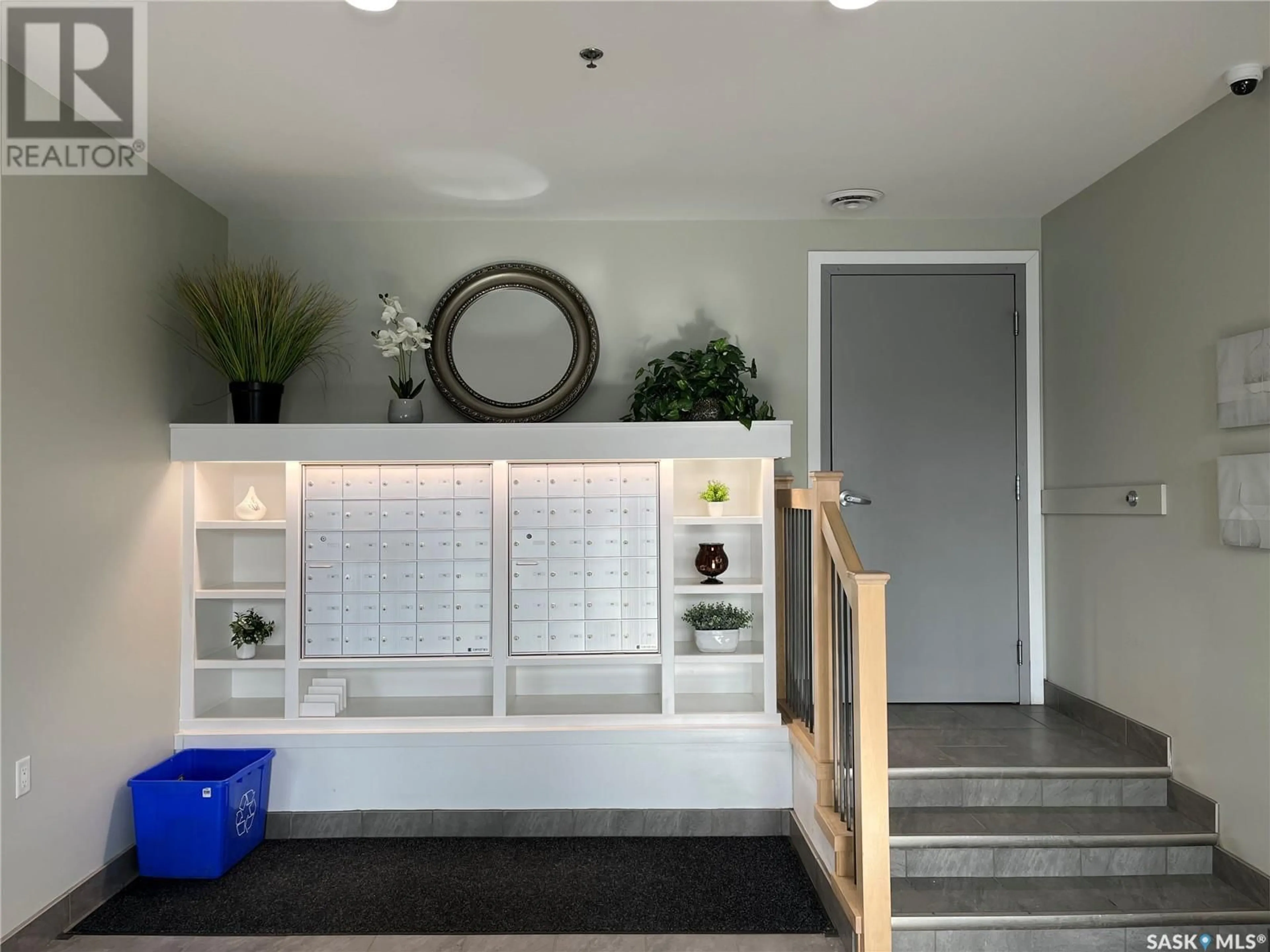Indoor entryway for 3630 - 312 HAUGHTON ROAD, Regina Saskatchewan S4V1P1