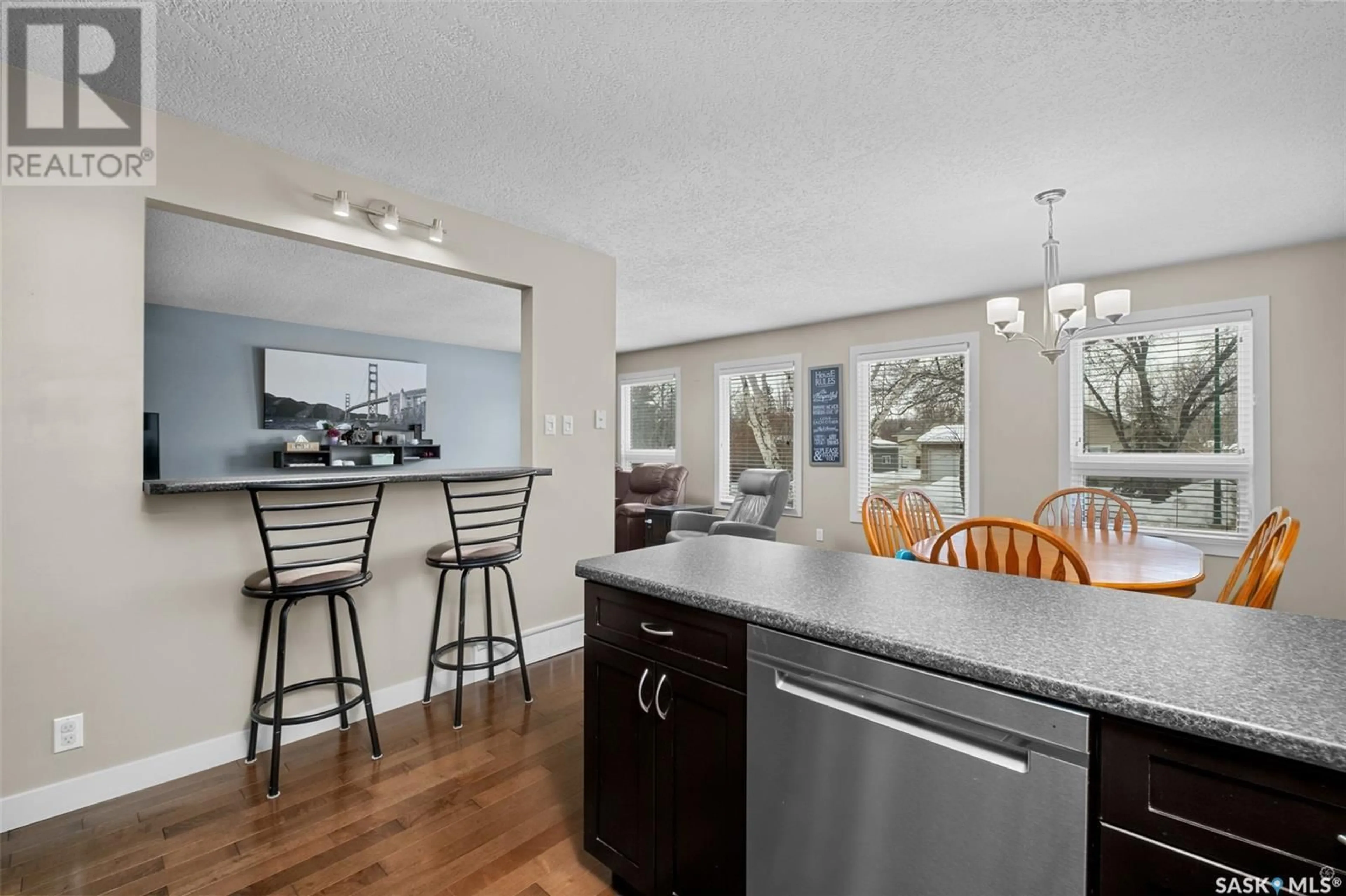 Open concept kitchen, unknown for 1094 Wyllie CRESCENT, Prince Albert Saskatchewan S6V6L8