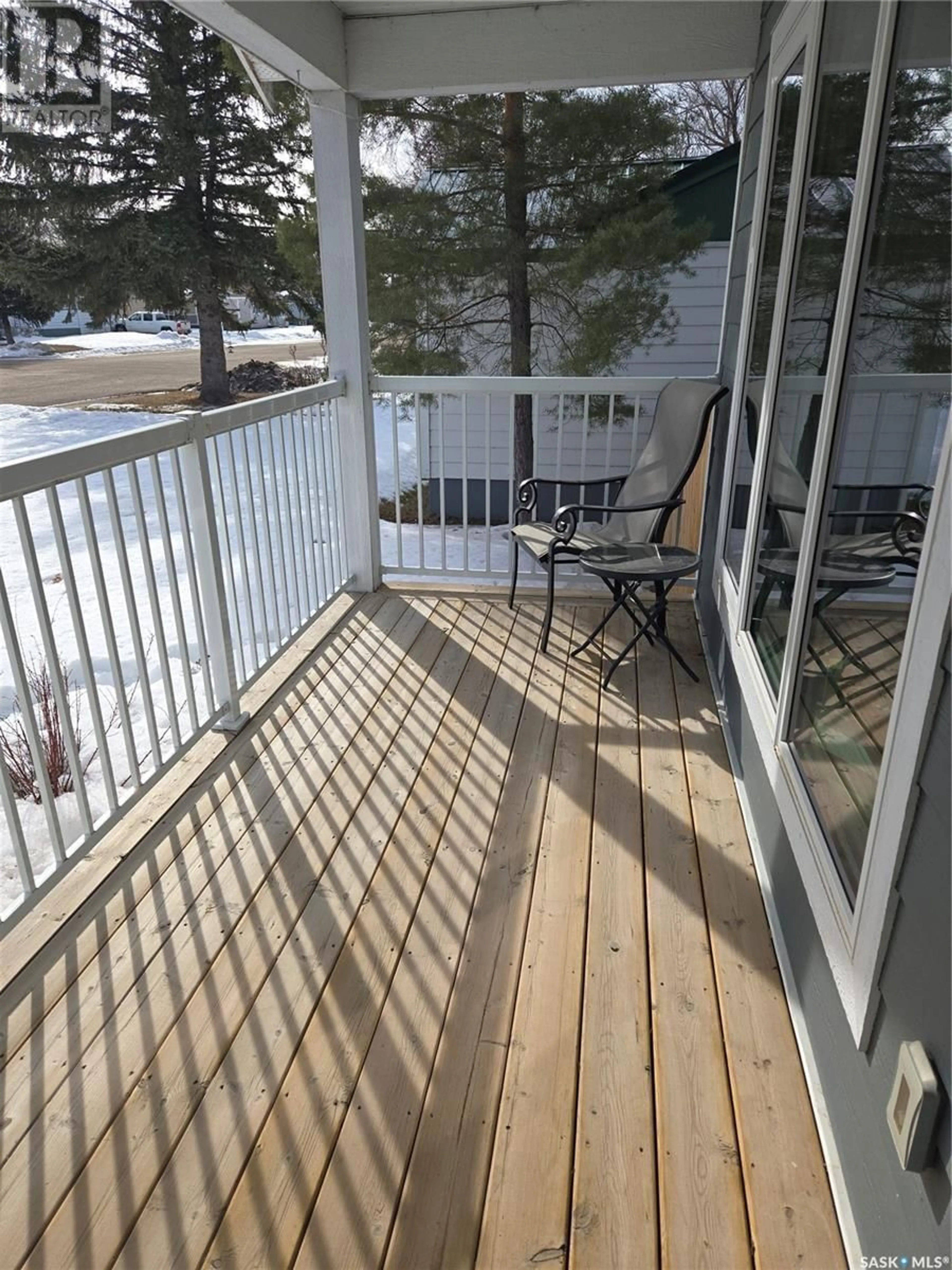 Patio, water/lake/river/ocean view for 228 Thomson STREET, Outlook Saskatchewan S0L2N0