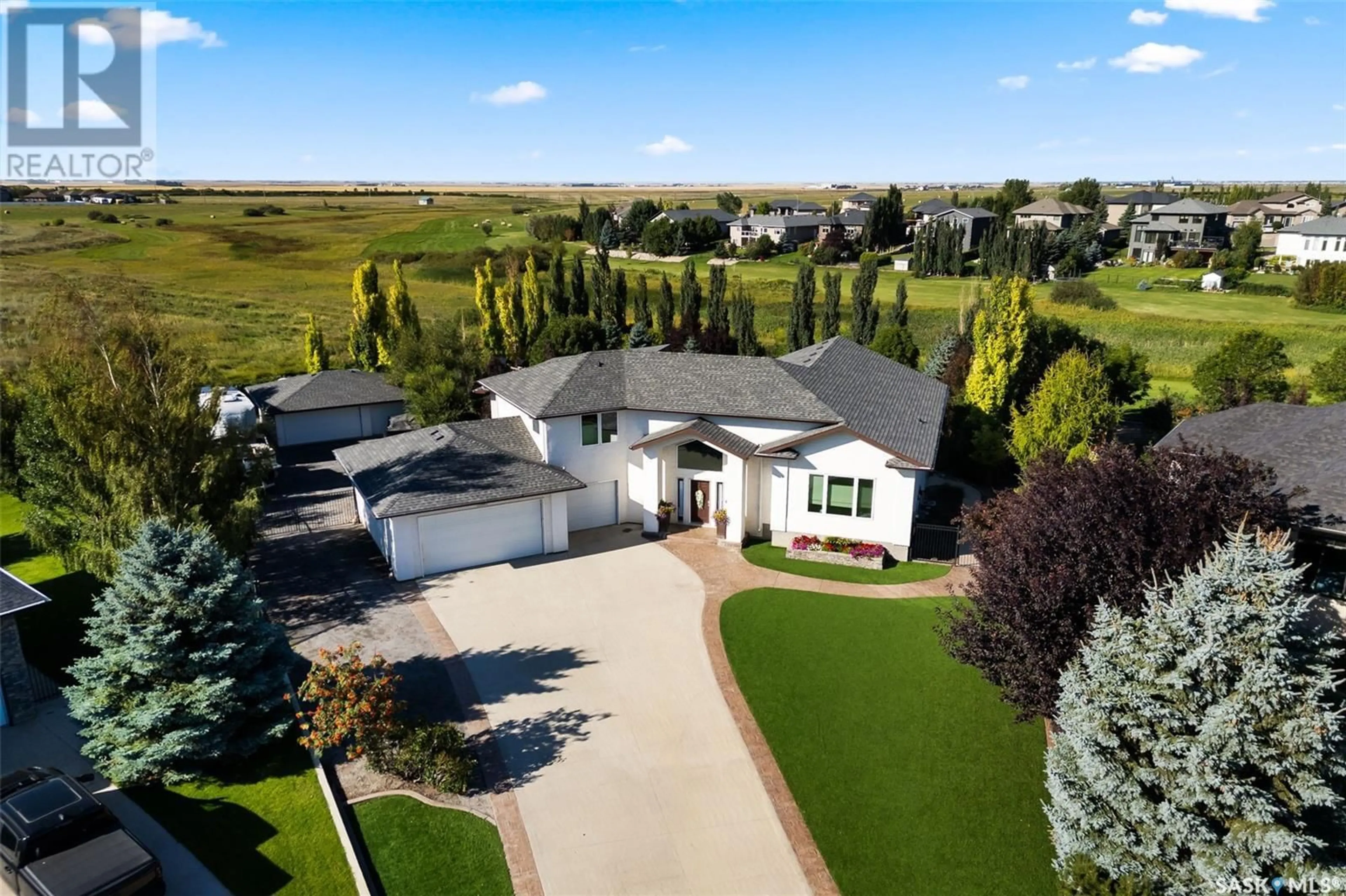 A pic from outside/outdoor area/front of a property/back of a property/a pic from drone, street for 19 Emerald VISTA, White City Saskatchewan S4L5B1