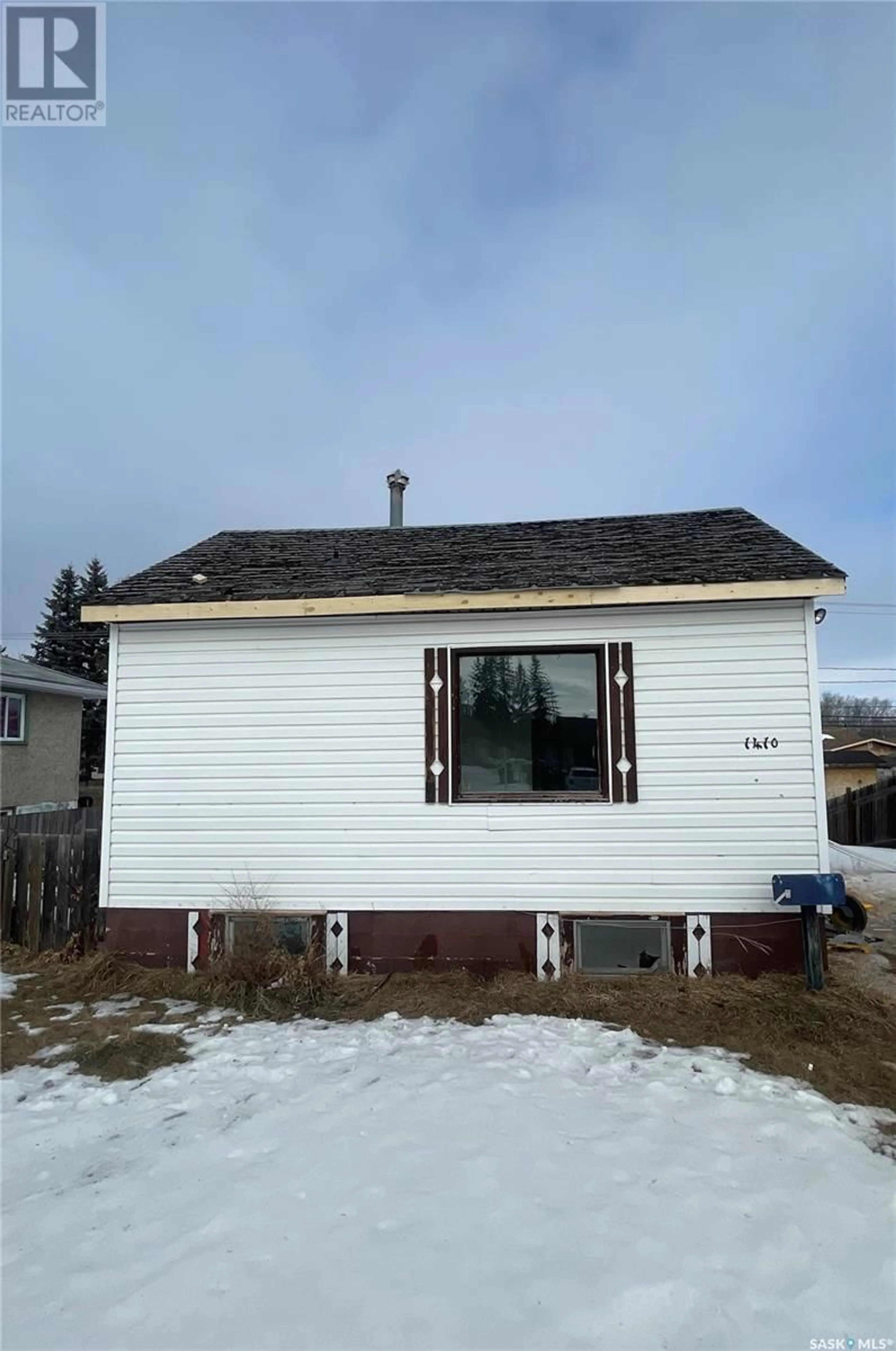 Home with vinyl exterior material, building for 1410 13th STREET W, Prince Albert Saskatchewan S6V3J5