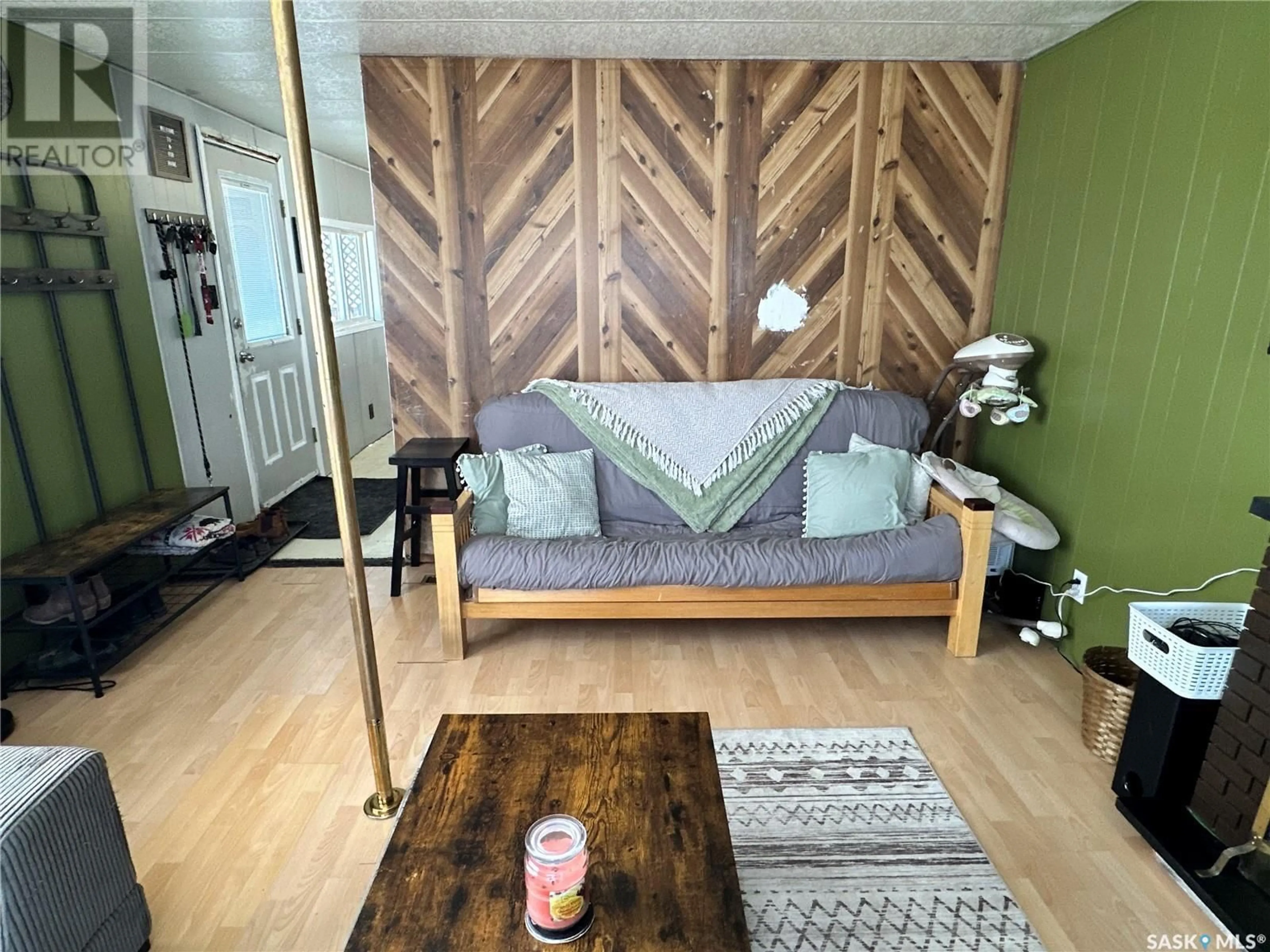 Indoor entryway for 16 PRAIRIE SUN COURT, Swift Current Saskatchewan S9H3X6