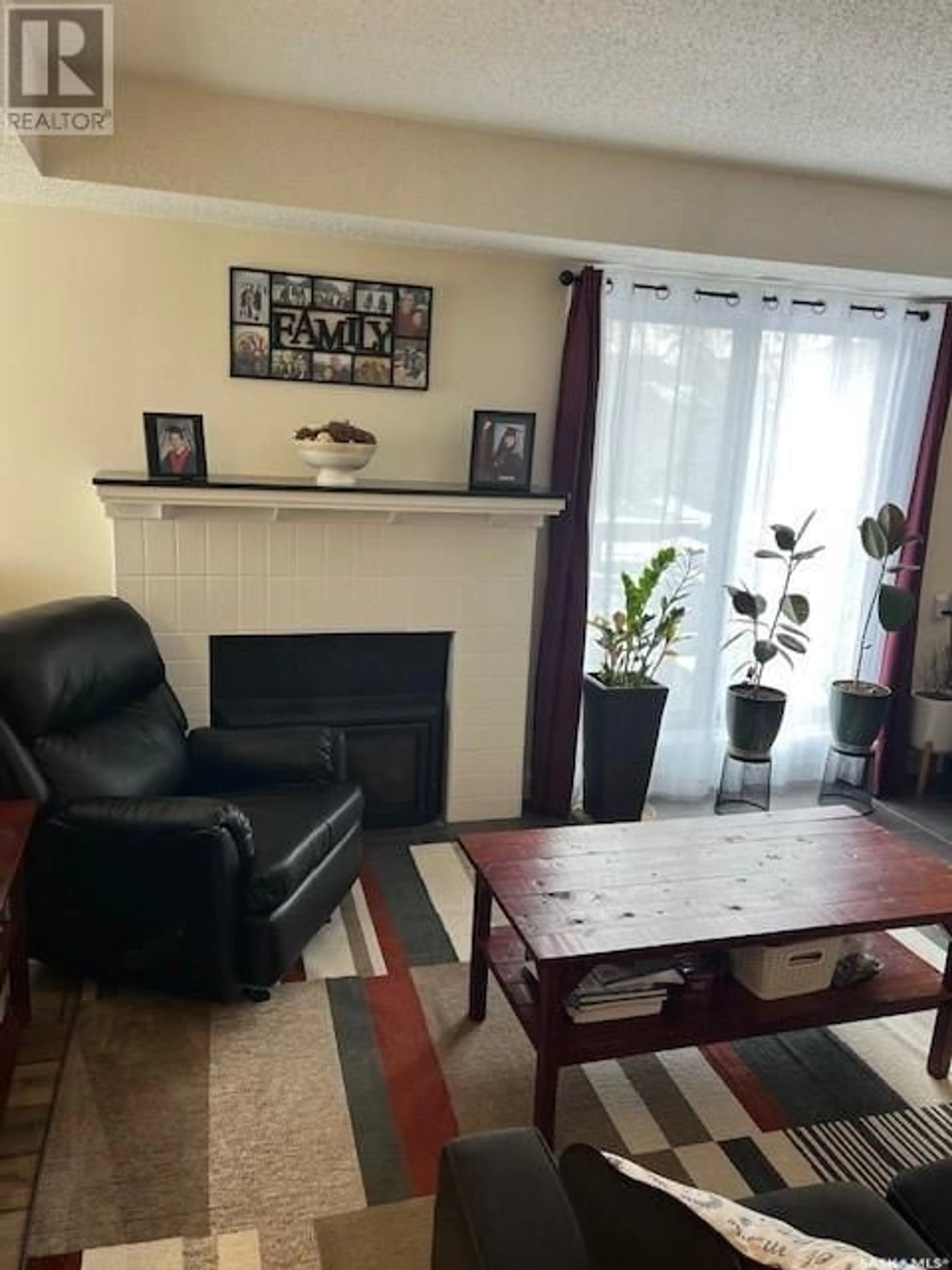 Living room with furniture, unknown for 202 443 Pendygrasse ROAD, Saskatoon Saskatchewan S7M5C1