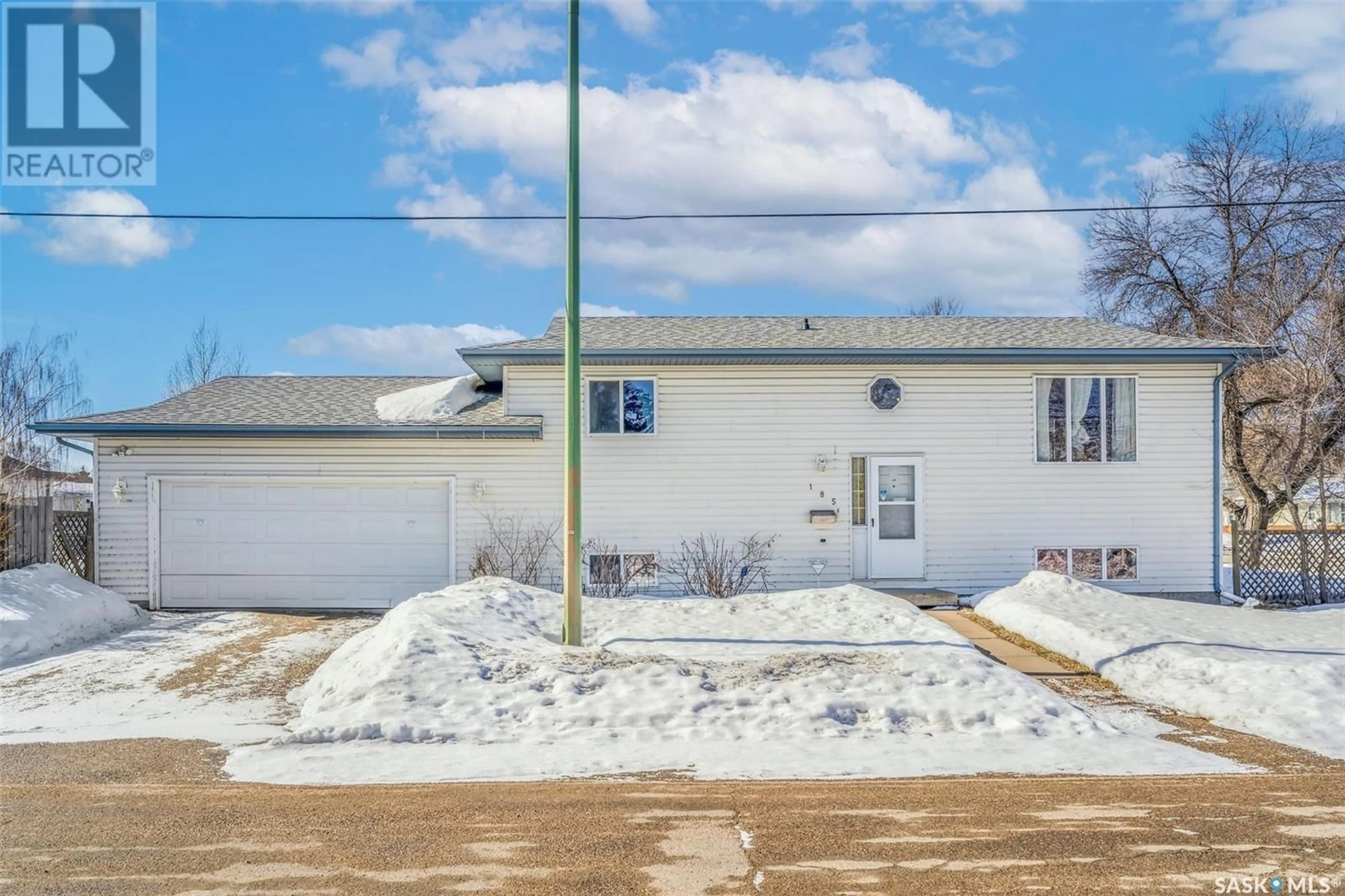 Unknown for 185 25th STREET E, Prince Albert Saskatchewan S6V1S6