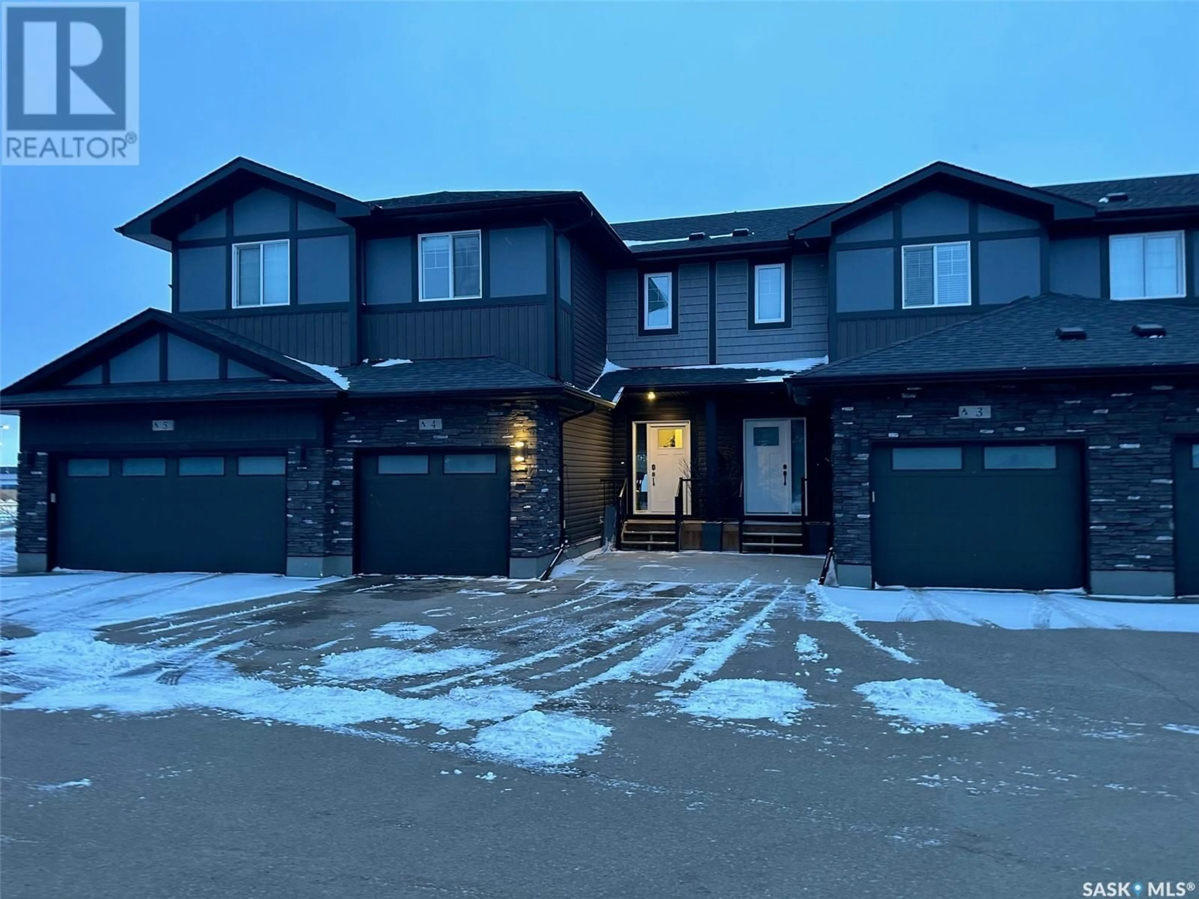 Unknown for 4 1003 Evergreen BOULEVARD, Saskatoon Saskatchewan S7W0Z3