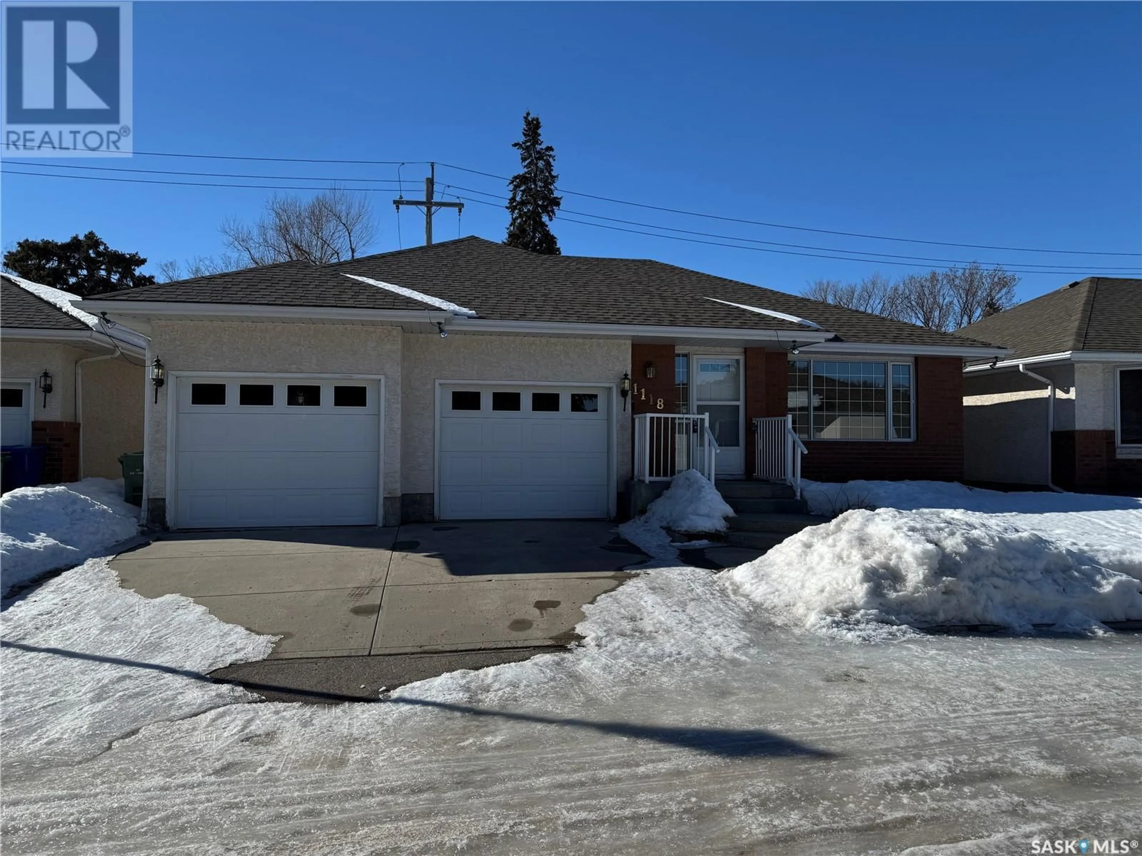 A pic from outside/outdoor area/front of a property/back of a property/a pic from drone, street for 1118 SELO PLACE, Regina Saskatchewan S4S3W9