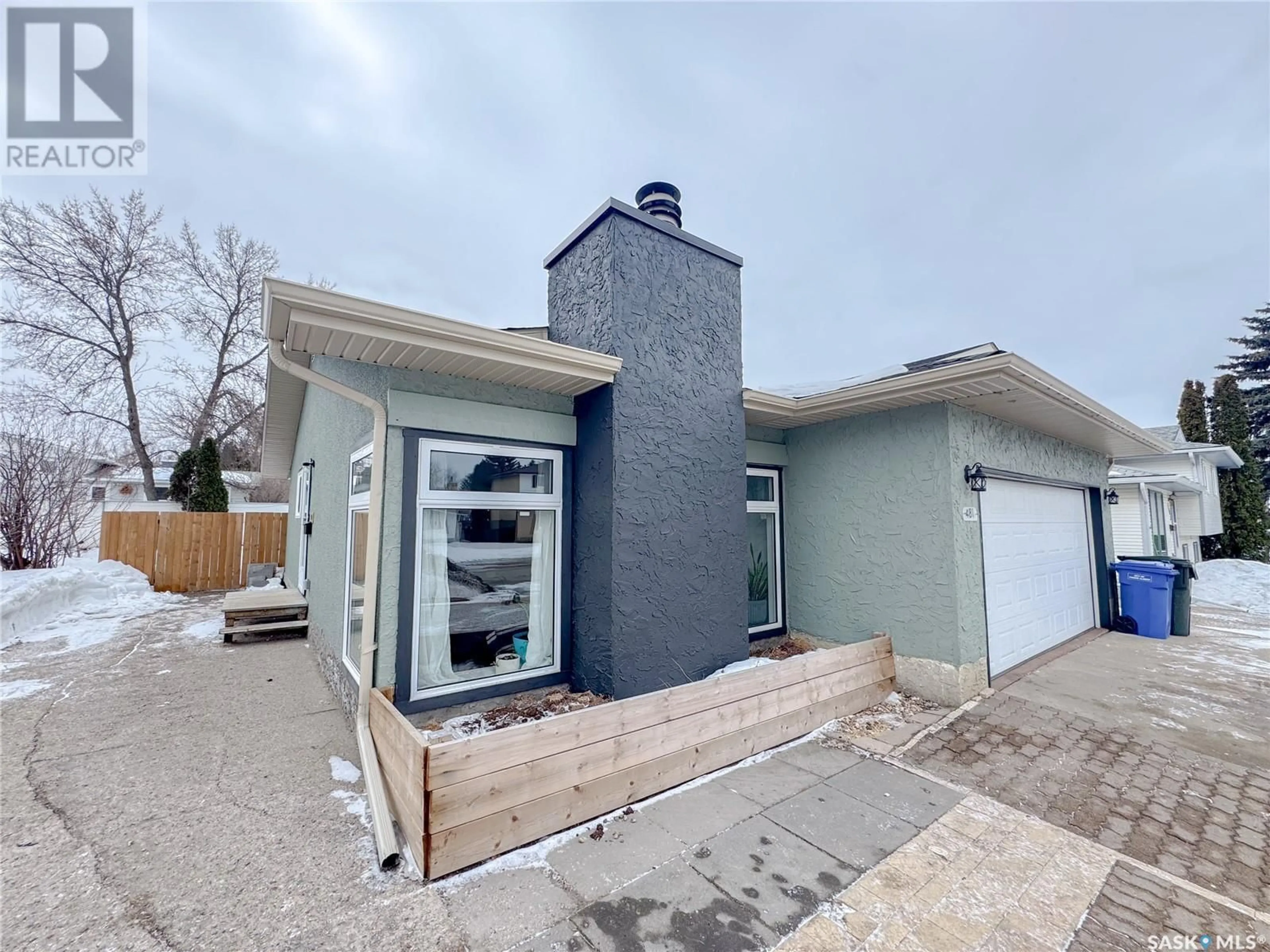 A pic from outside/outdoor area/front of a property/back of a property/a pic from drone, street for 481 32nd STREET W, Prince Albert Saskatchewan S6V6B7