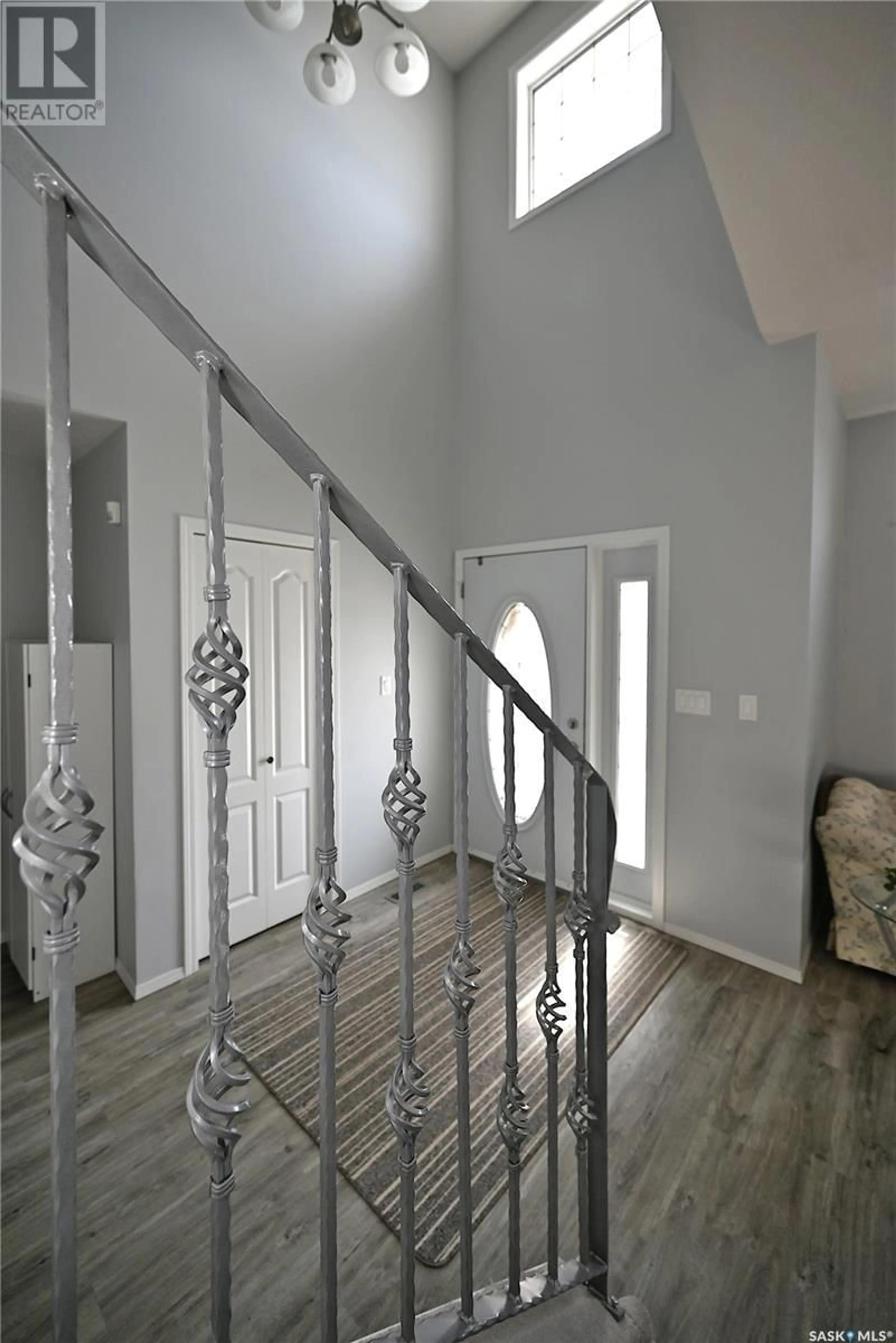 Indoor foyer for 1156 TAISEY CRESCENT, Estevan Saskatchewan S4A2T6