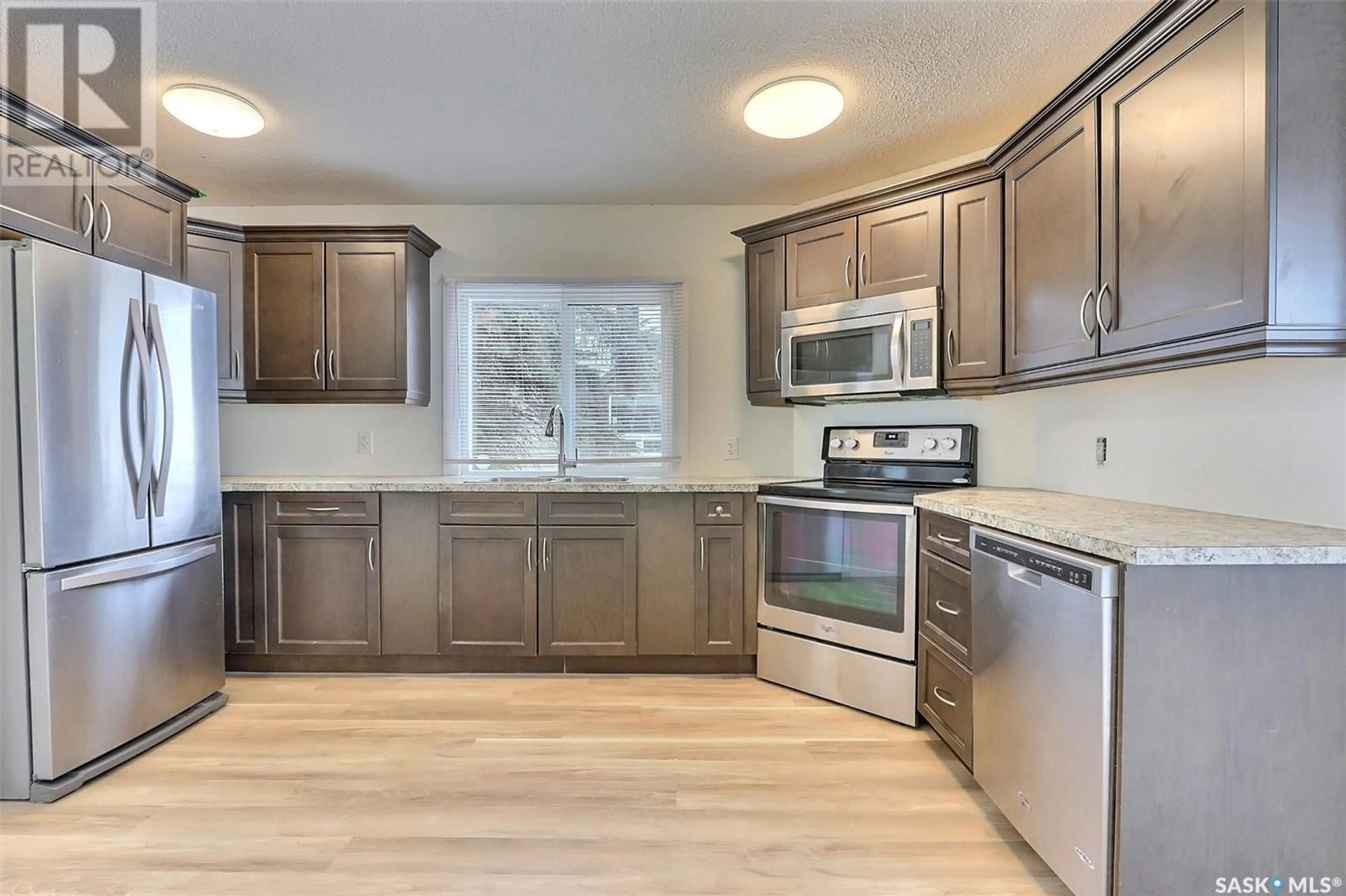 Open concept kitchen, unknown for 575 20th STREET E, Prince Albert Saskatchewan S6V1L4