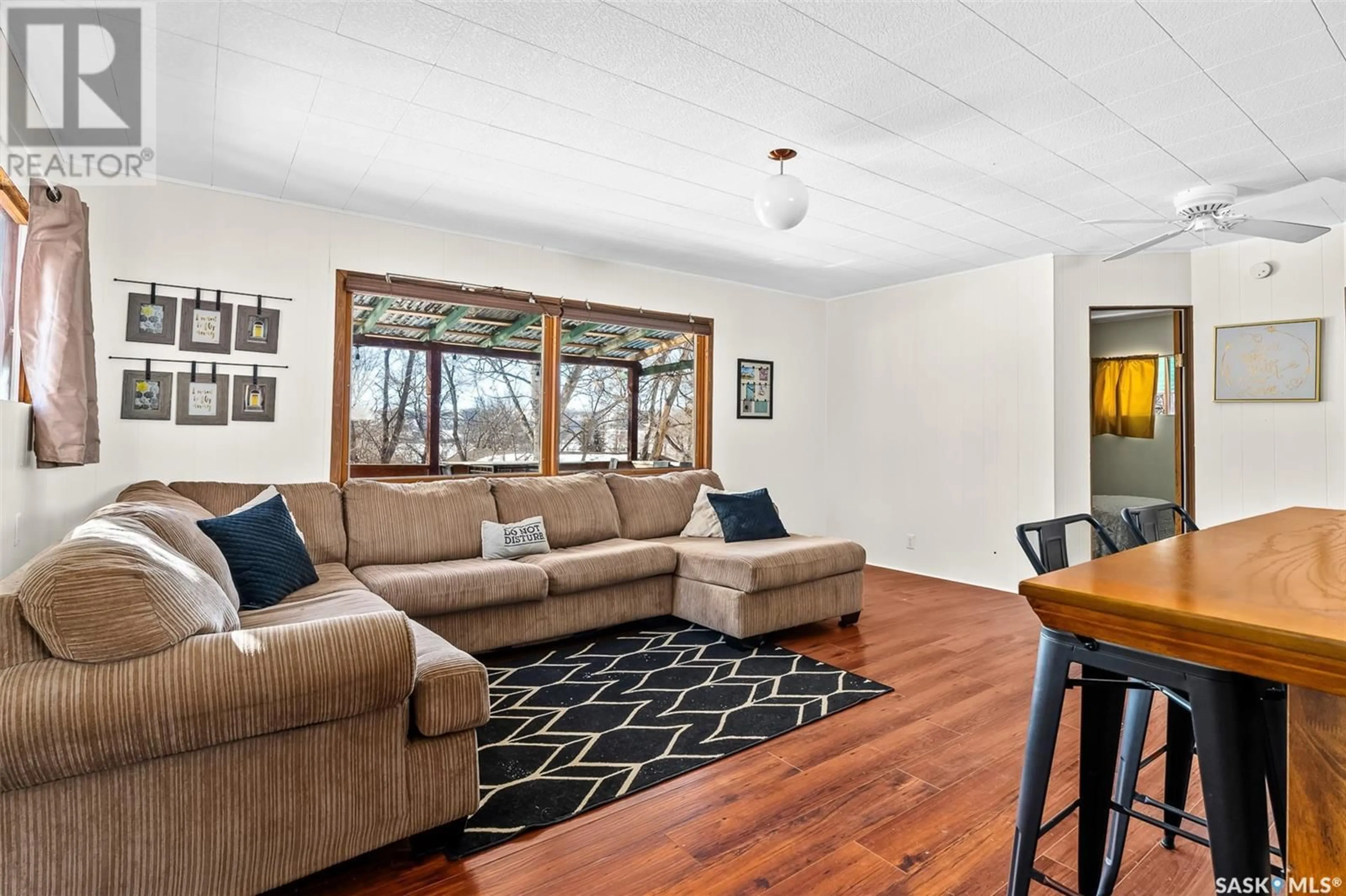 Living room with furniture, unknown for 35-37 ALICE CRESCENT, Marquis Rm No. 191 Saskatchewan S0H4C0