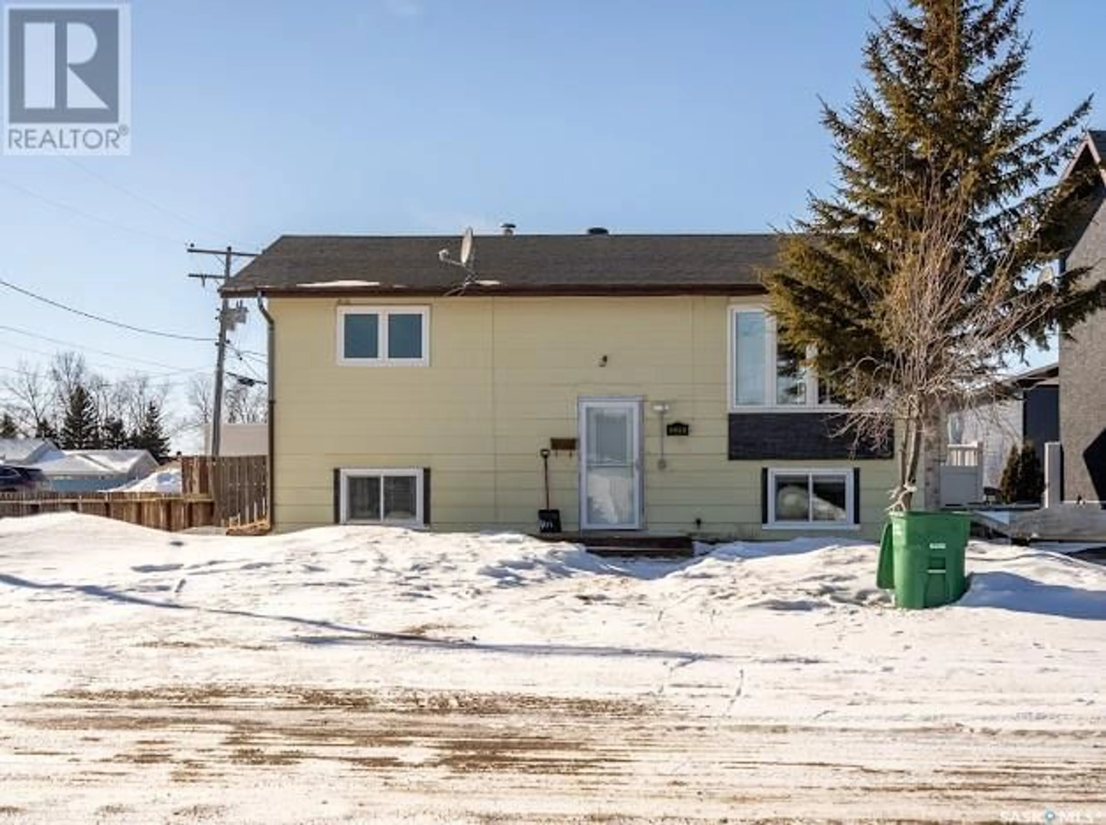 A pic from outside/outdoor area/front of a property/back of a property/a pic from drone, street for 320 Elder STREET, Pense Saskatchewan S0G3W0