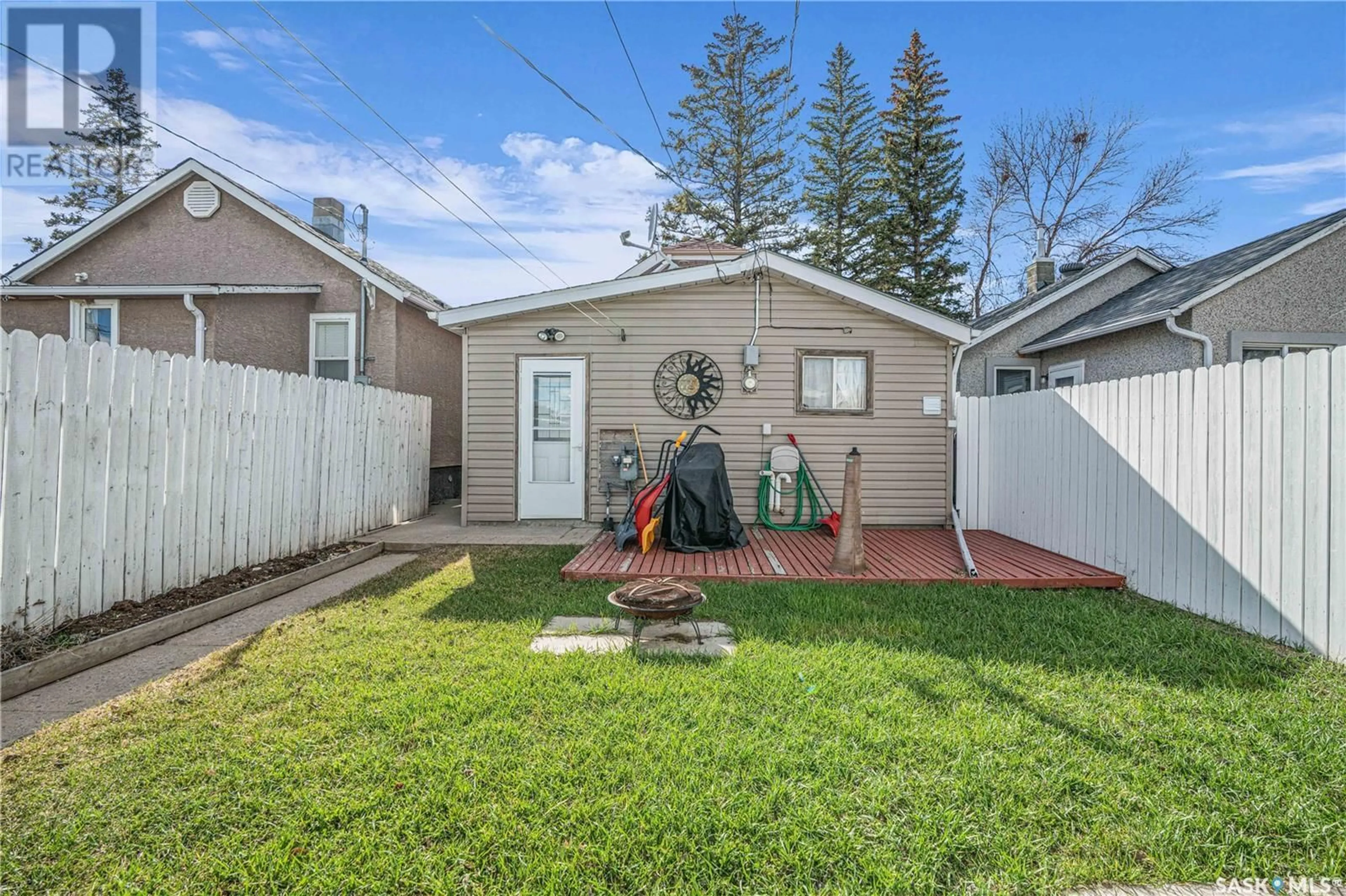 Shed for 2229 MCDONALD STREET, Regina Saskatchewan S4N2Y9