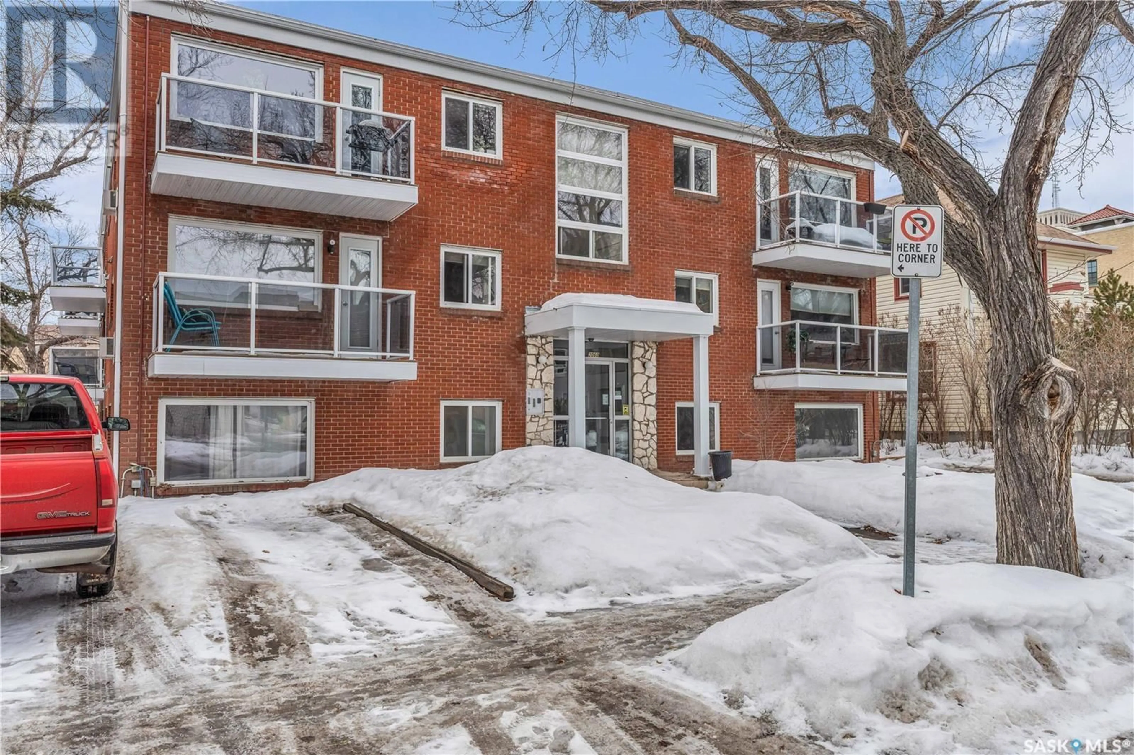 Unknown for 8 2060 LORNE STREET, Regina Saskatchewan S4P2M2
