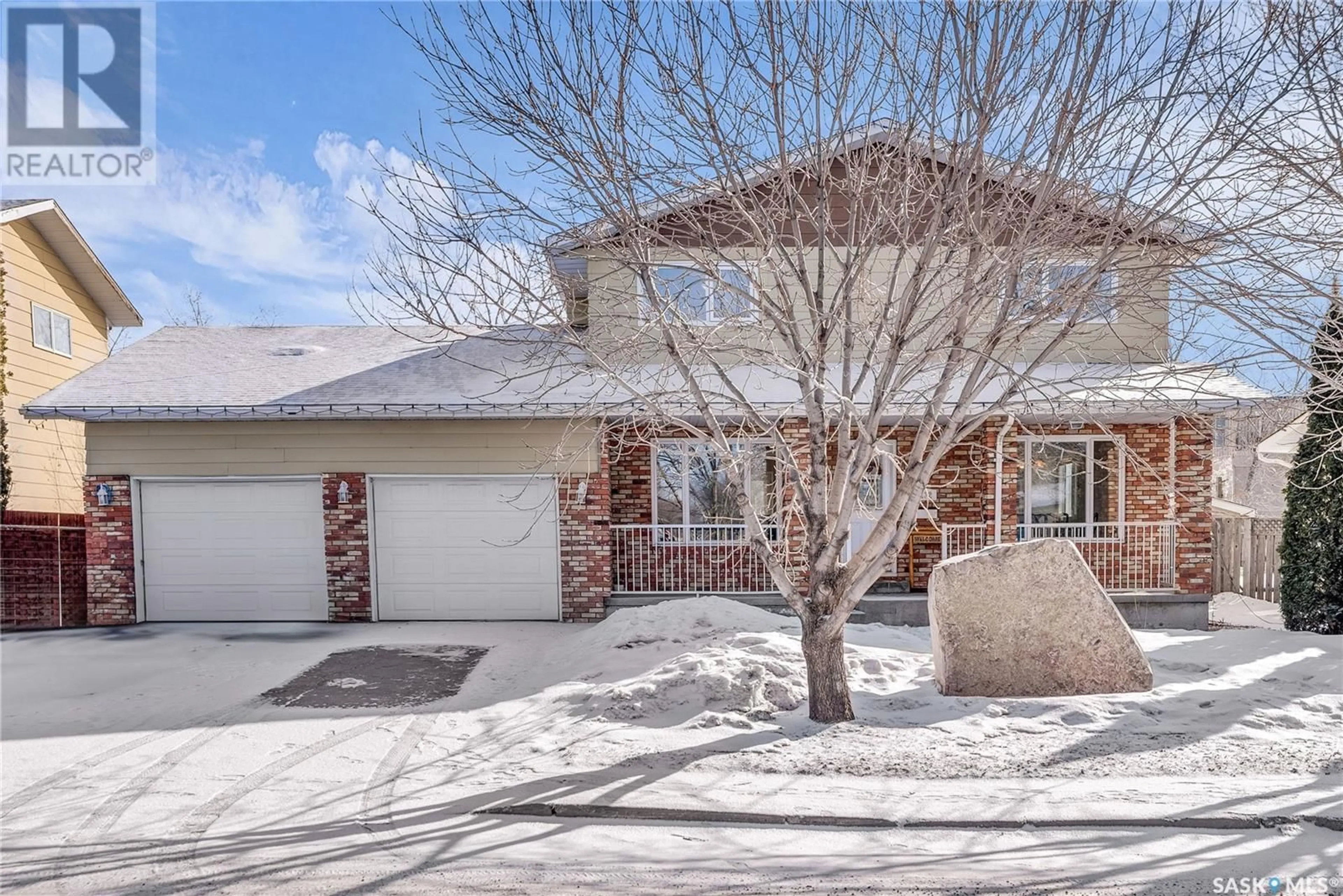 Indoor entryway for 2232 95TH STREET, North Battleford Saskatchewan S9A3G2