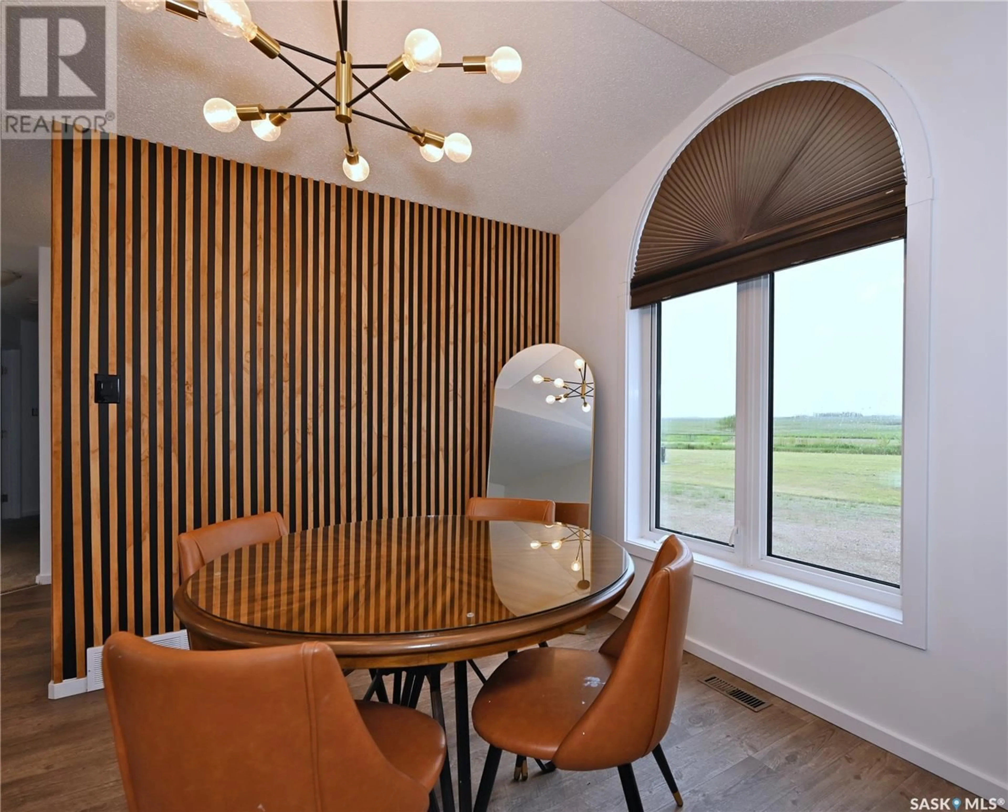 Indoor entryway for KLASSEN ACREAGE, Estevan Rm No. 5 Saskatchewan S4A2A3