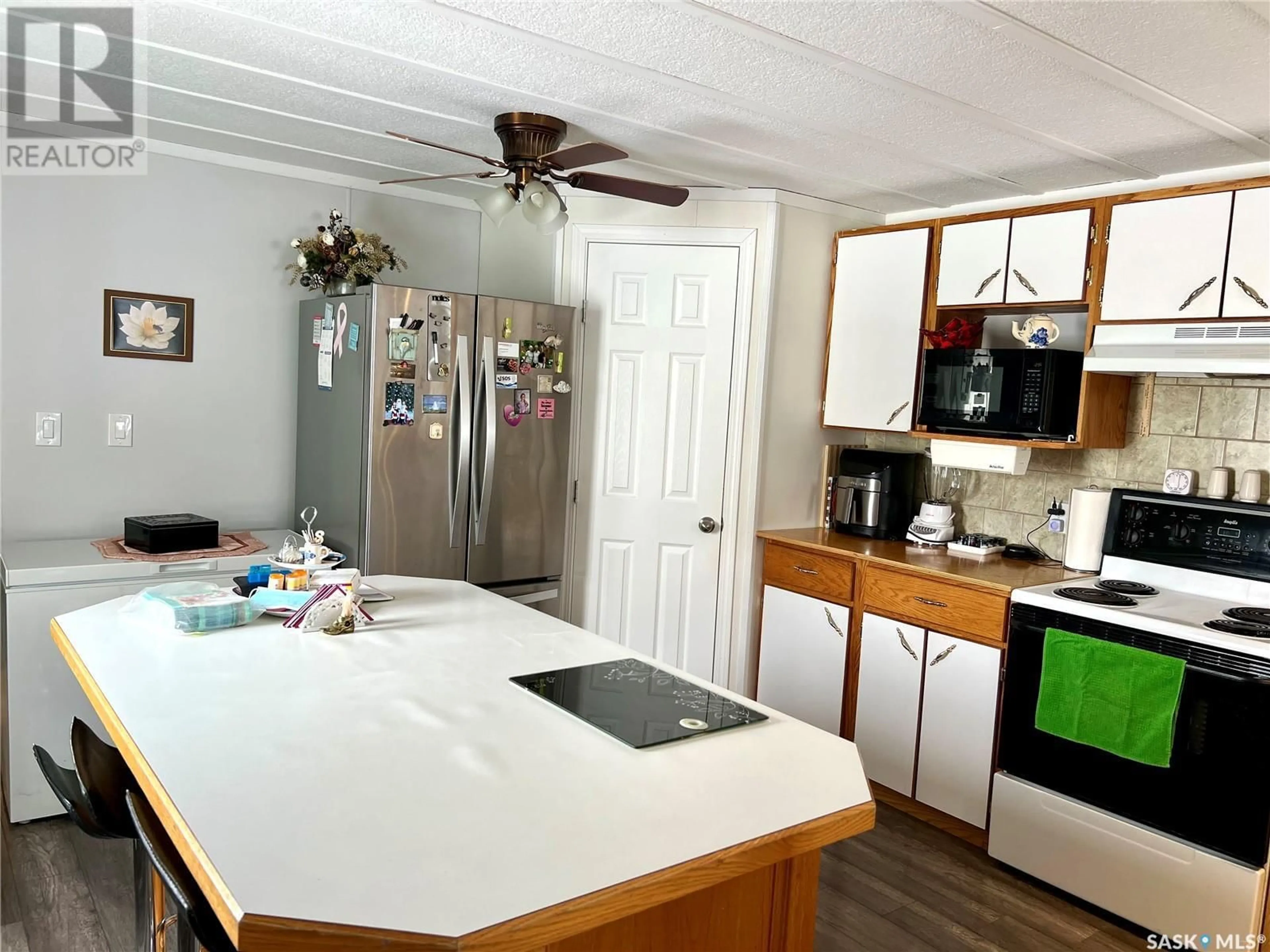 Unknown for 11 PRAIRIE SUN COURT, Swift Current Saskatchewan S9H3X6