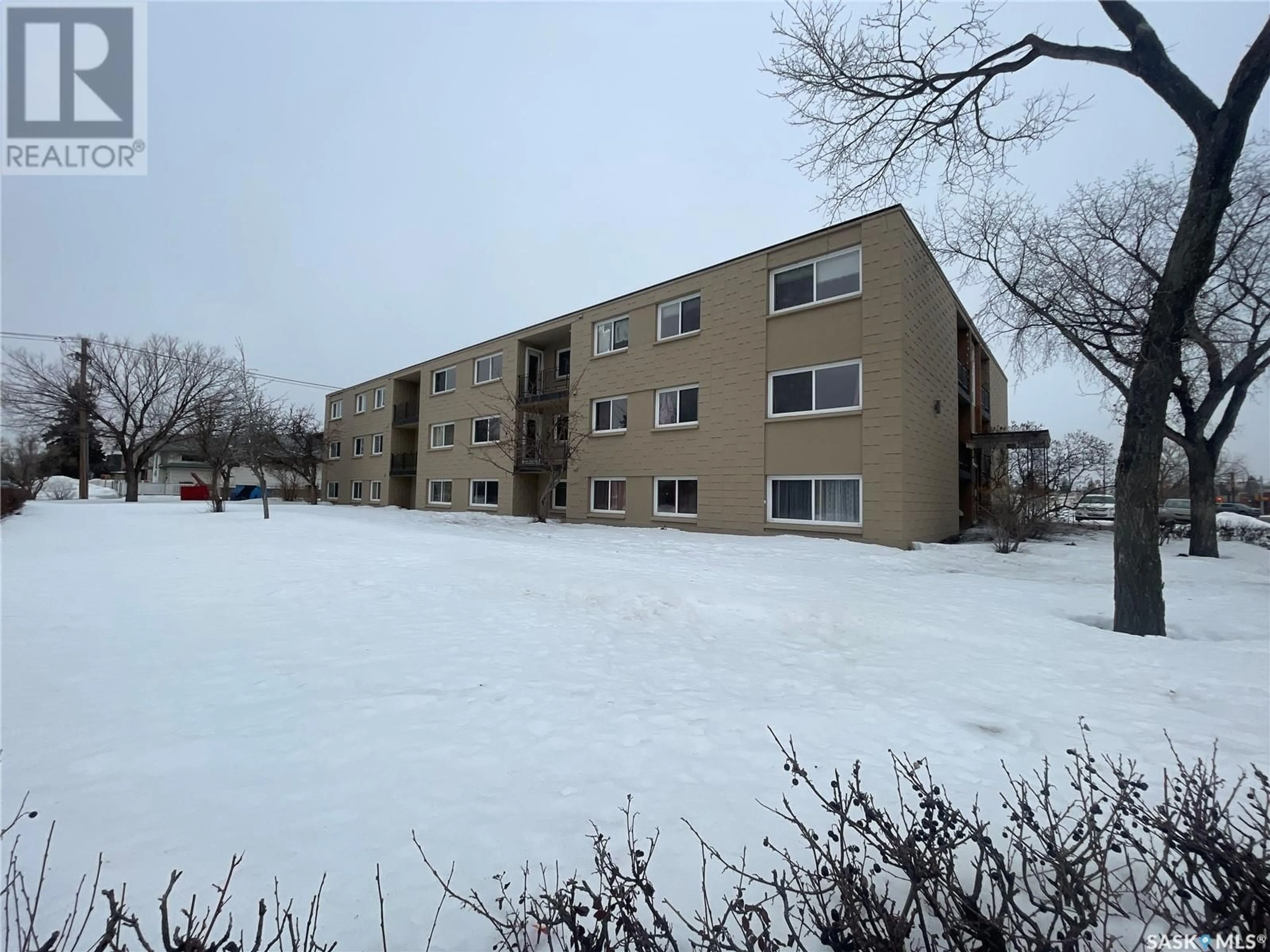 Unknown for 5 - 2620 5TH AVENUE, Regina Saskatchewan S4R5E5
